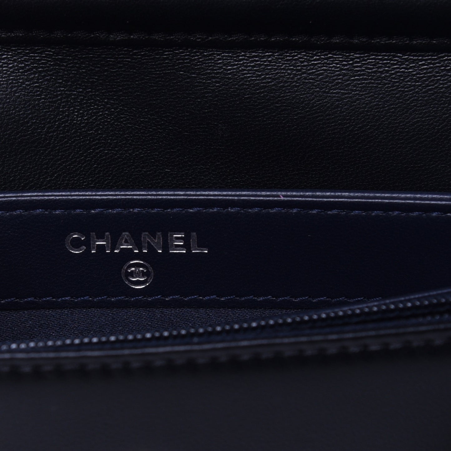 Lambskin Airlines Wallet On Chain WOC Blue Black Red