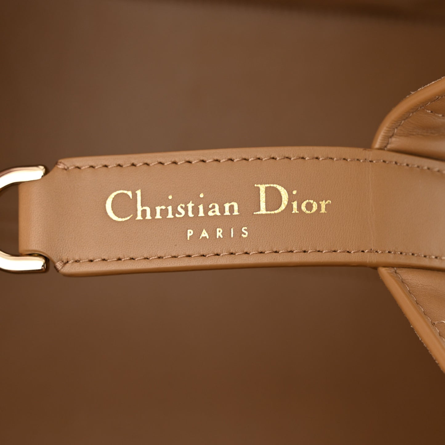 Calfskin Macrocannage Medium Toujour Powder Tan