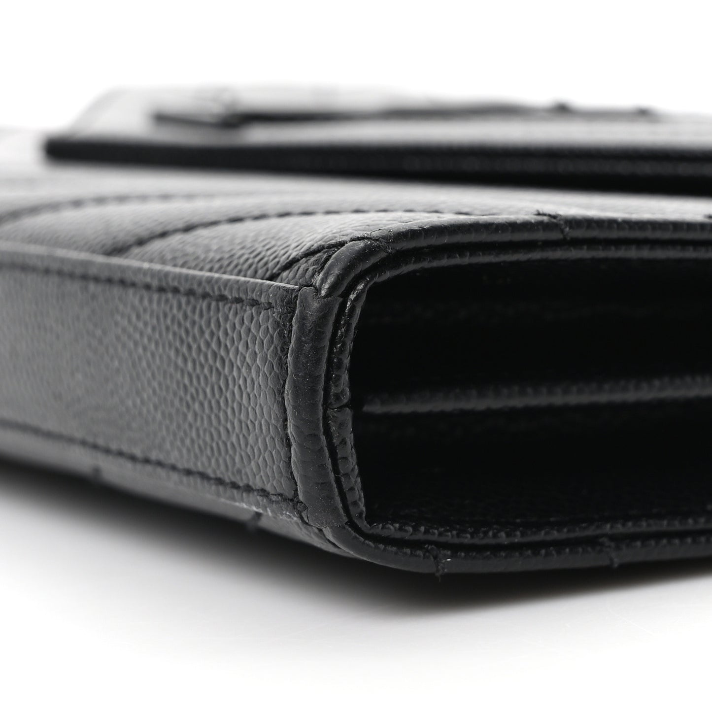 Grain De Poudre Matelasse Chevron Monogram Monochrome Chain Wallet Black