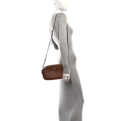 Gucci Glazed Calfskin Matelasse Diagonal Small GG Marmont Chain Shoulder Bag Cuir 2 of 10
