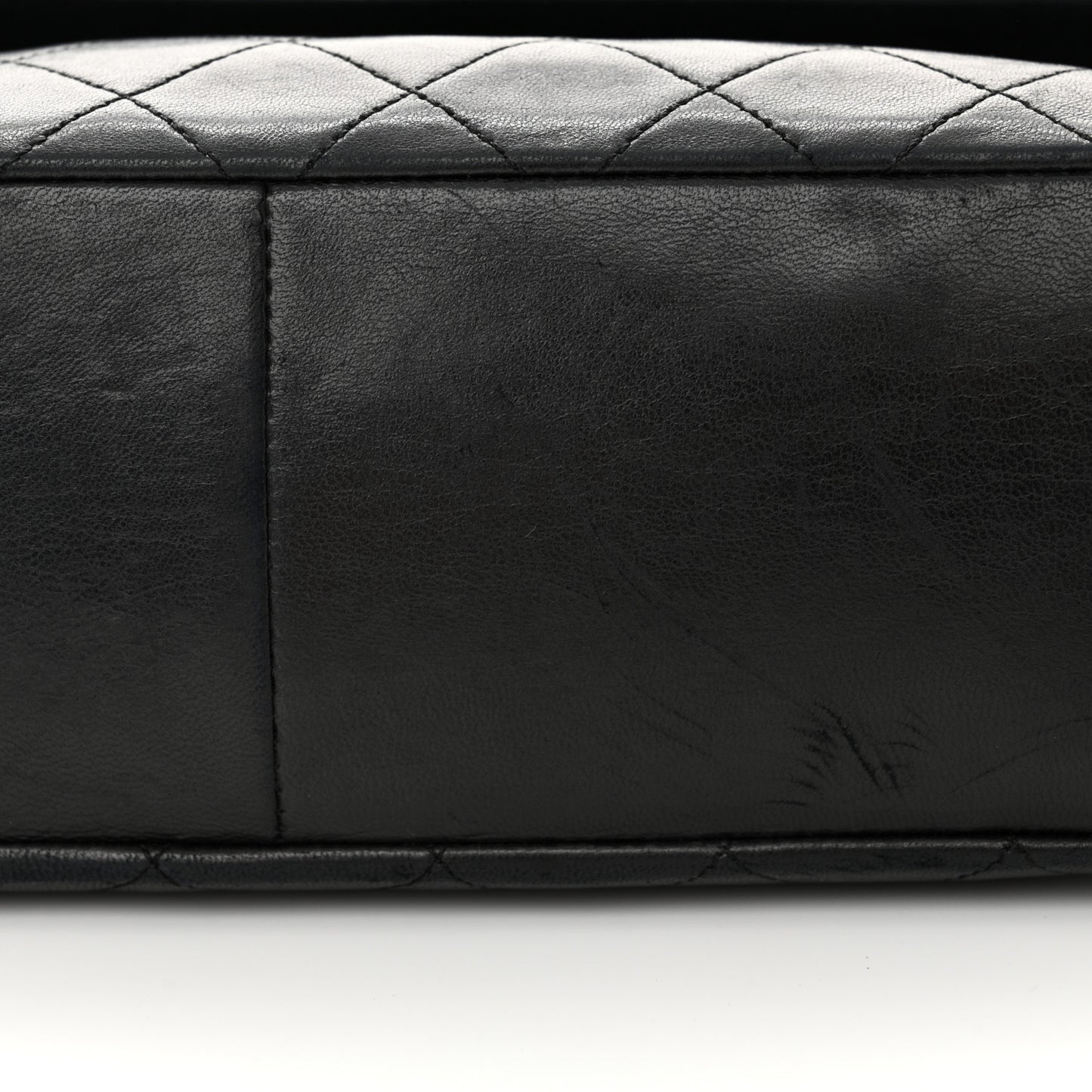 Lambskin Quilted Medium Single Flap Black