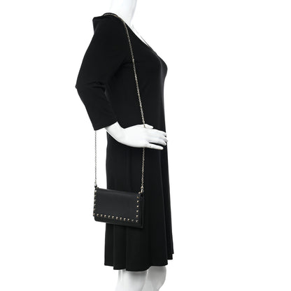 Valentino Garavani Vitello Rockstud Flap Wallet On Chain Black 2 of 15