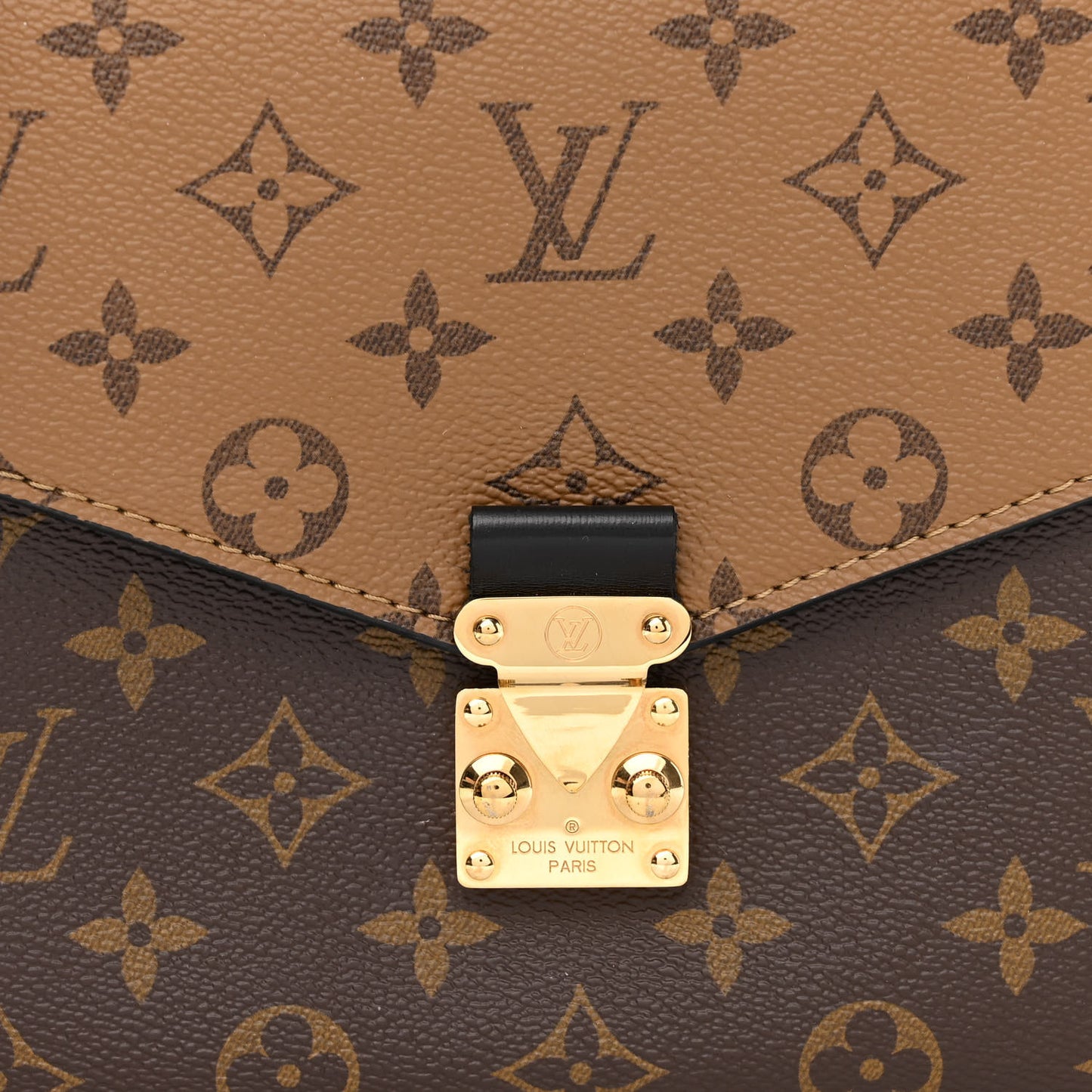 Reverse Monogram Pochette Metis