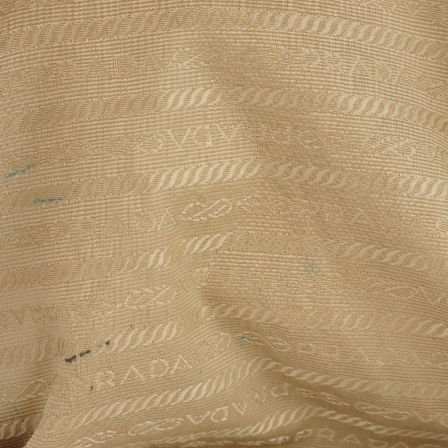 Vitello Daino Side Pocket Hobo Pomice