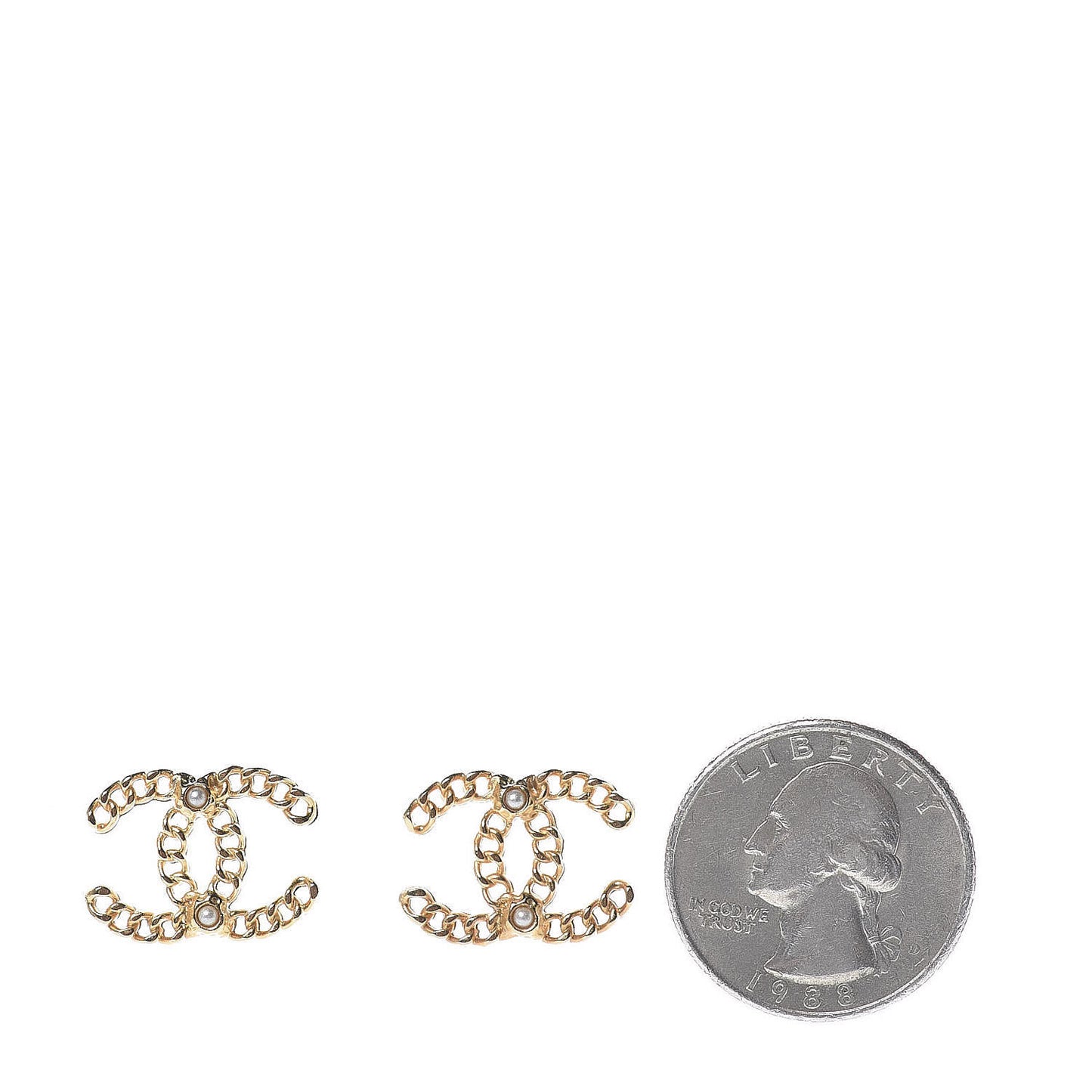 Chain Pearl CC Earrings Gold