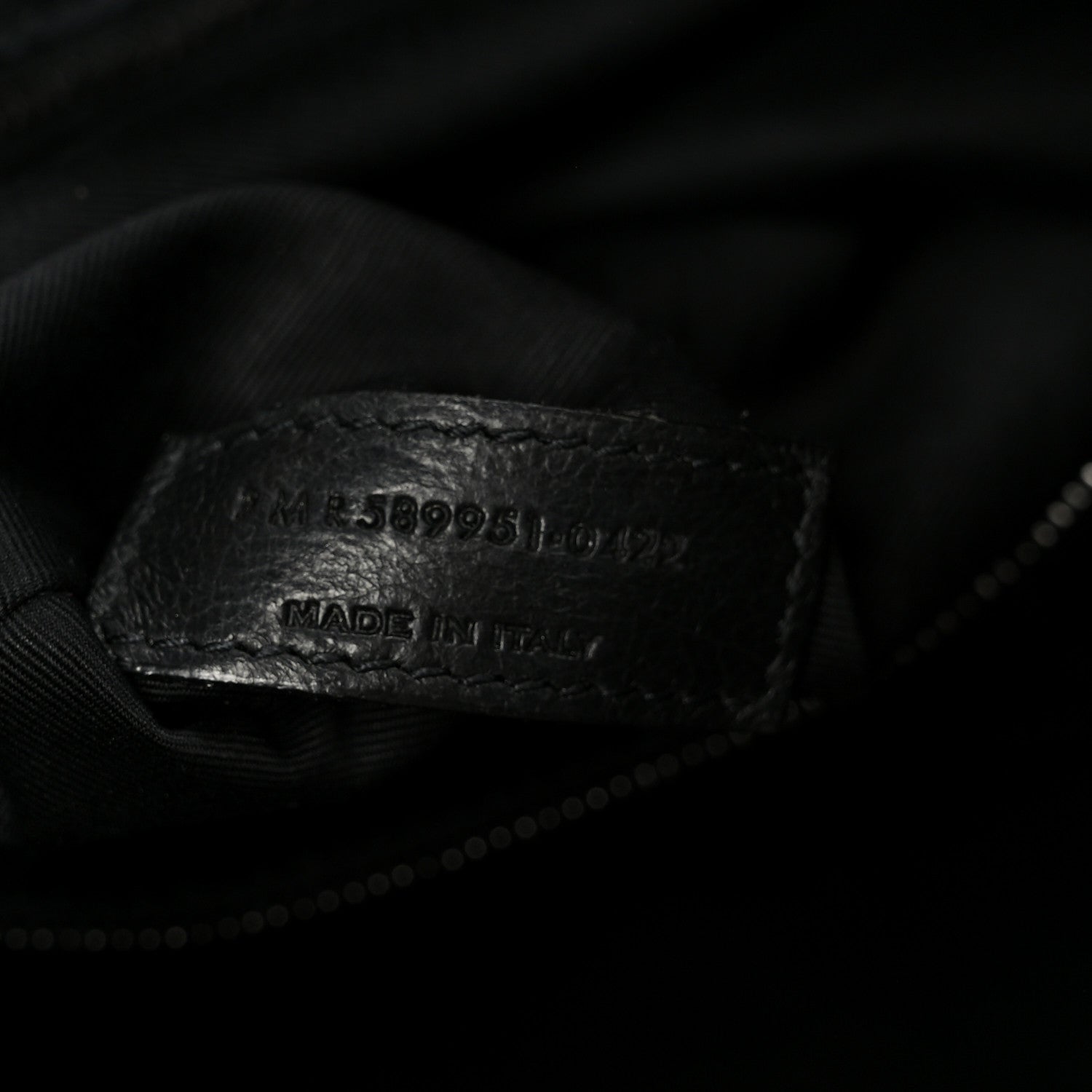 Saint Laurent Crinkled Calfskin Matelasse Monogram Large Niki Shopper Tote Black 7 of 12