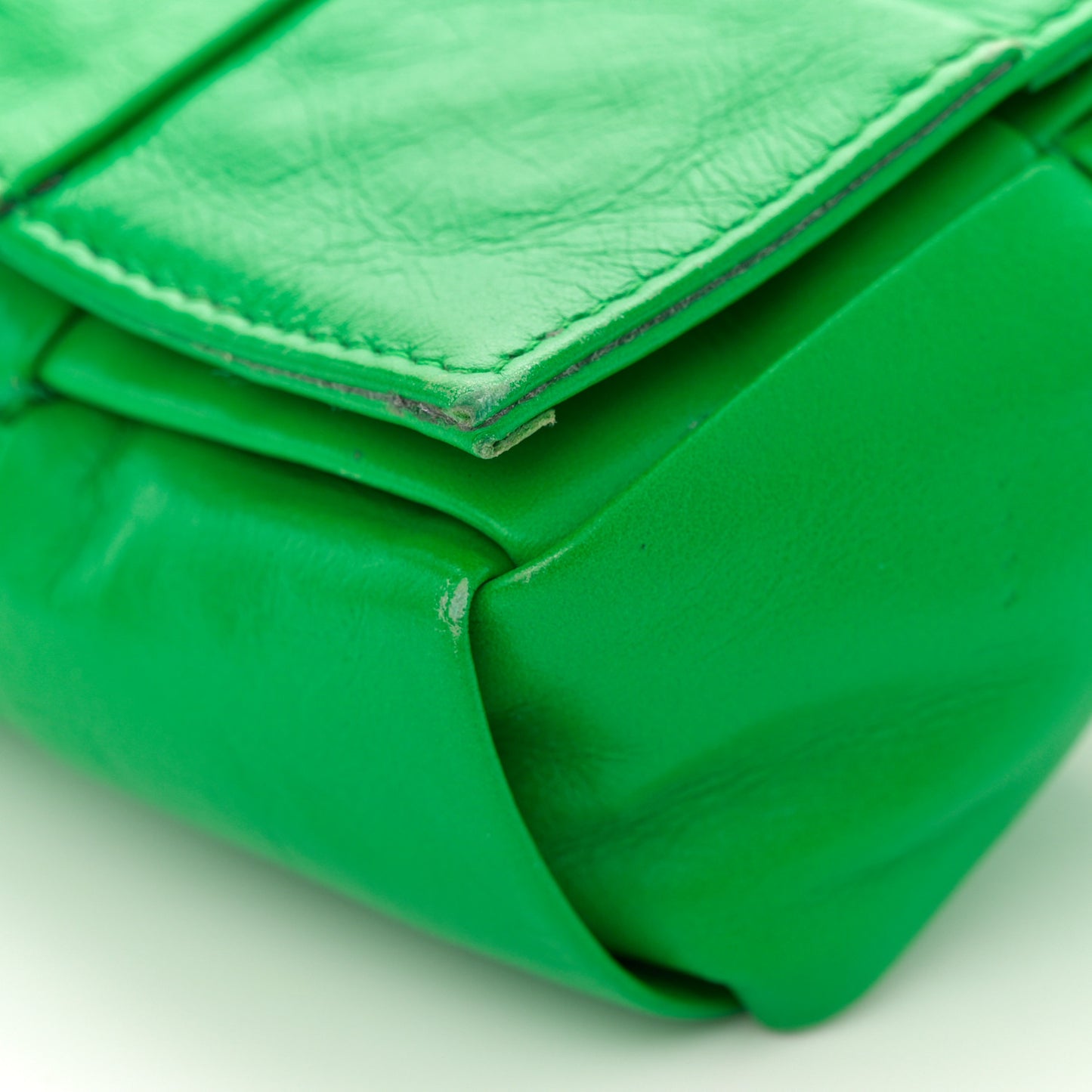 Paper Calfskin Intreccio Cassette Belt Bag Parakeet