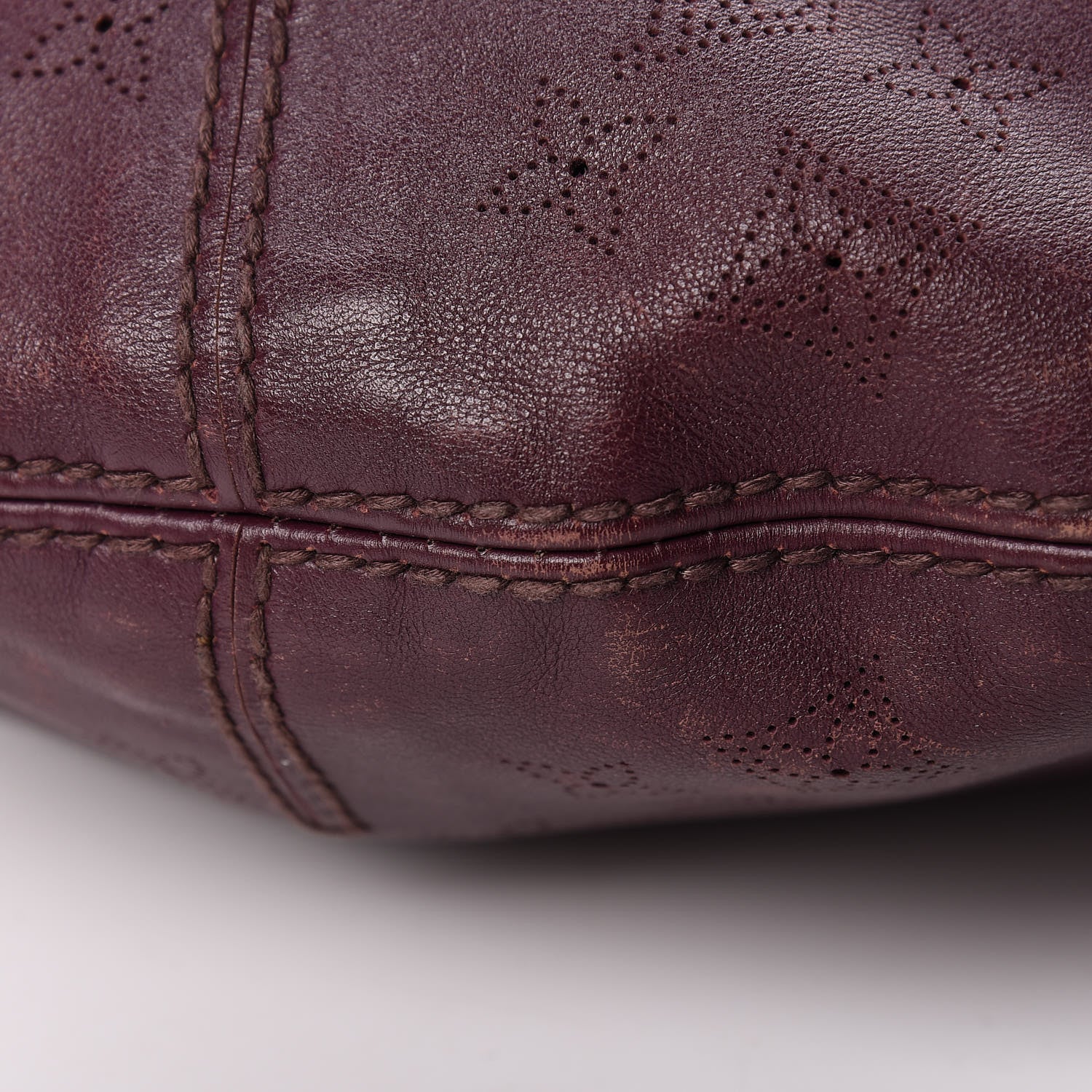 Louis Vuitton Mahina Onatah GM Aubergine 12 of 18