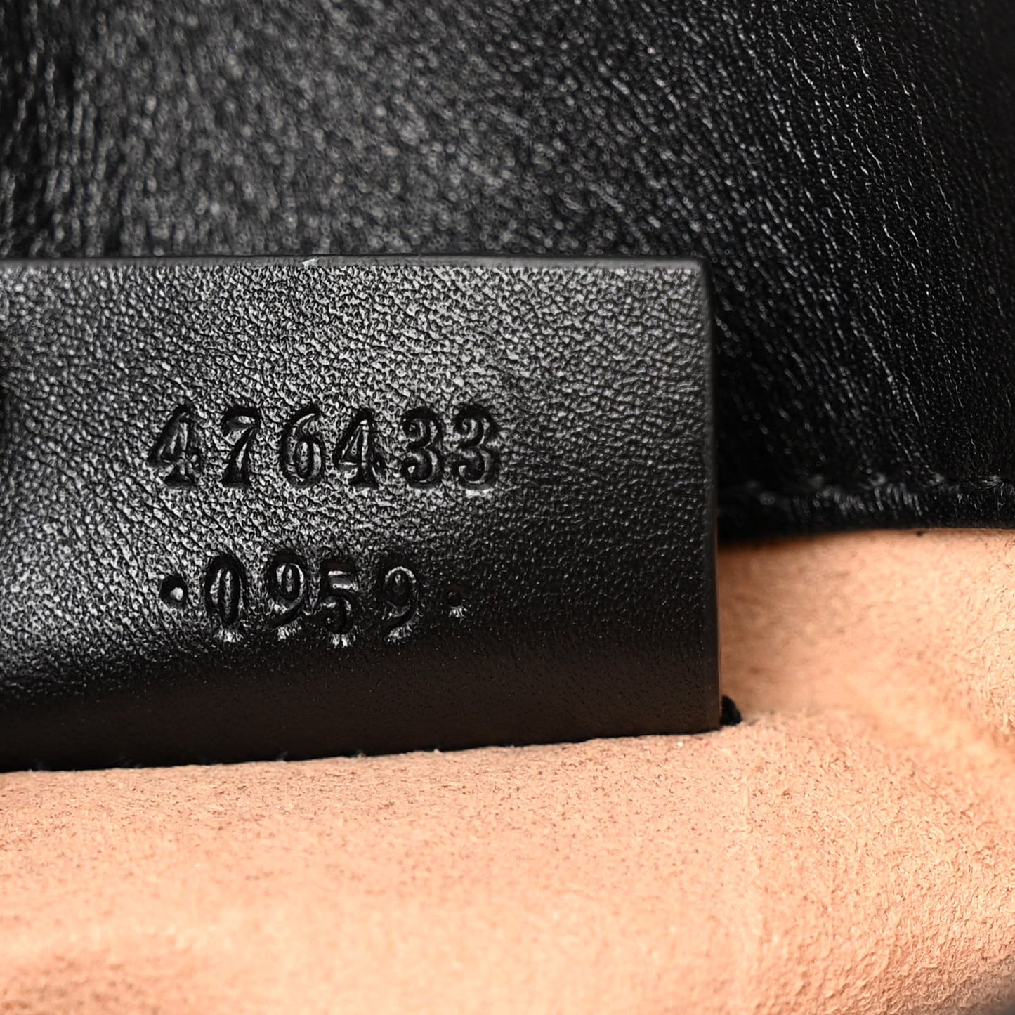 Calfskin Matelasse Super Mini GG Marmont Shoulder Bag Black