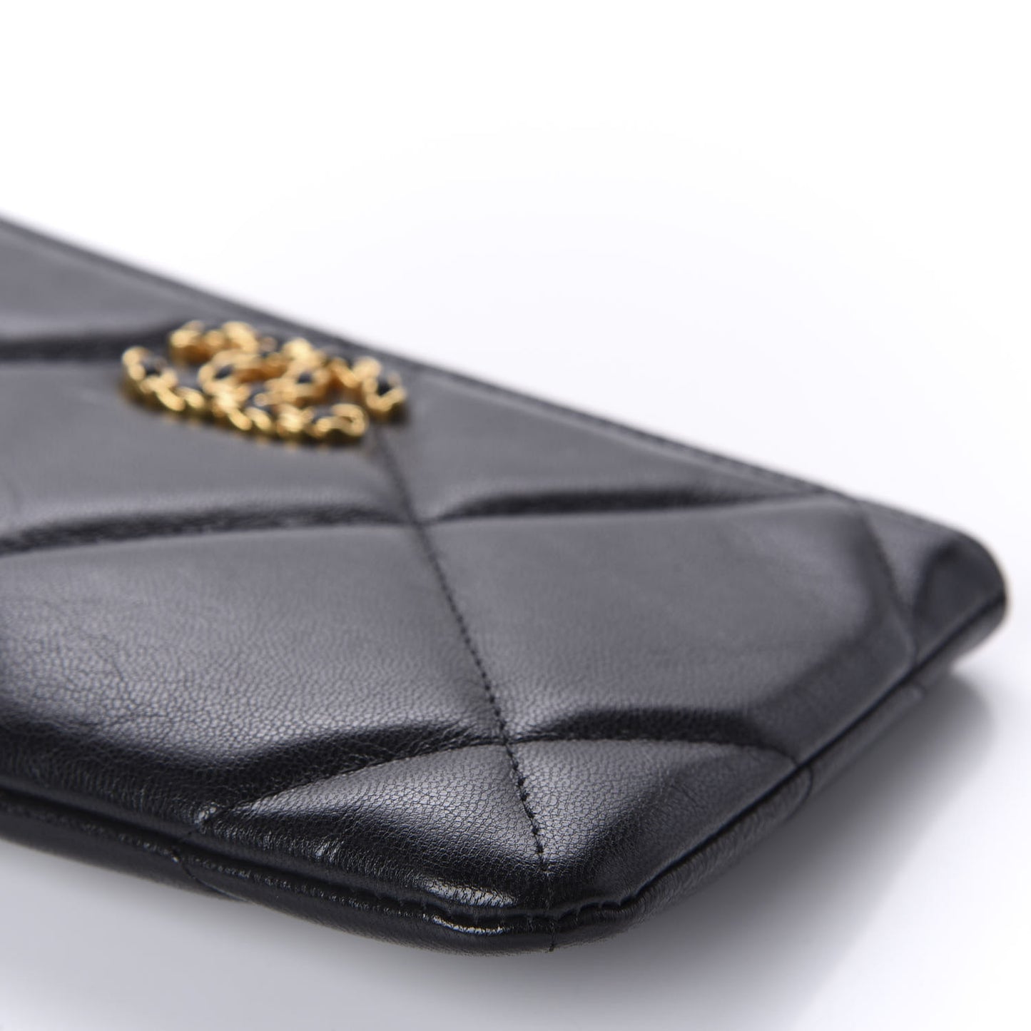 Goatskin Quilted Chanel 19 Cosmetic Case Black