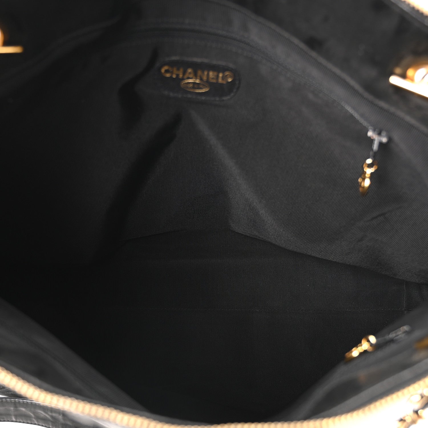 Chanel Vinyl Quilted Shoulder Bag Black 5 of 10