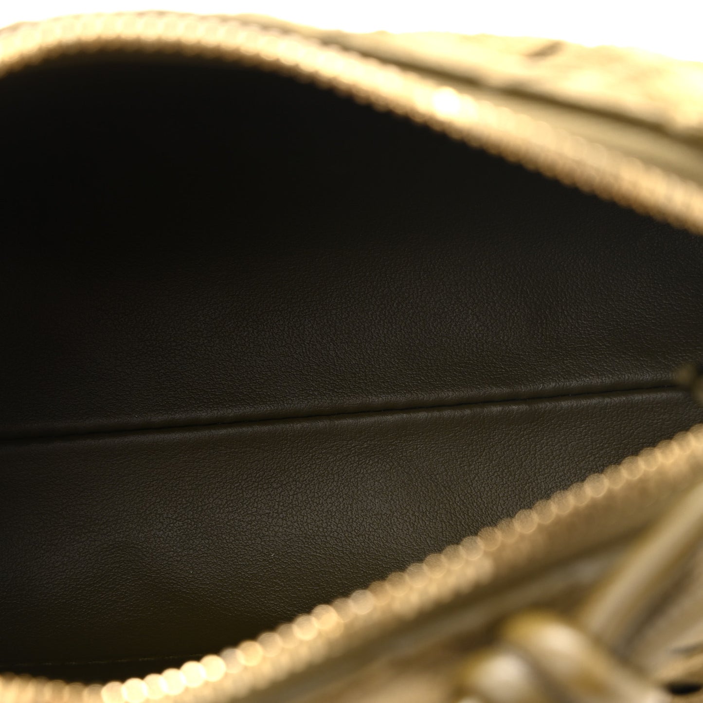 Suede Intrecciato Concert Pouch Mud