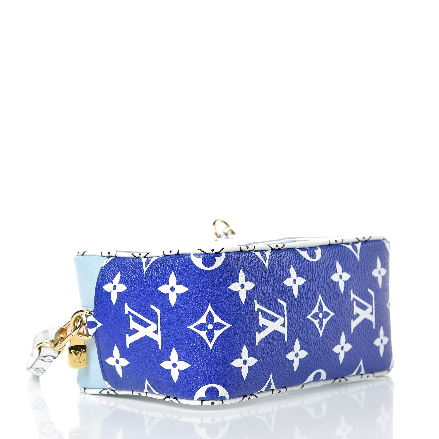Louis Vuitton Monogram Giant Hawaii Beach Pouch Blue 4 of 7