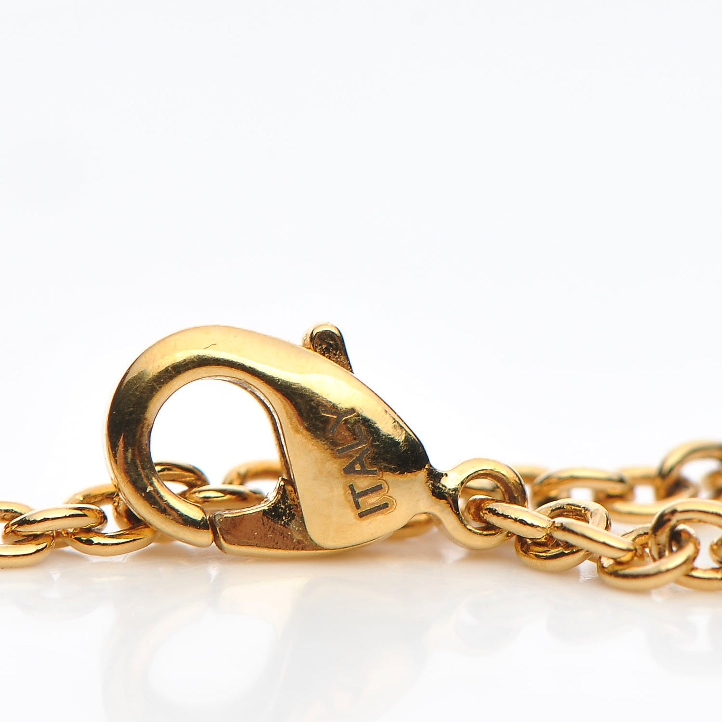 Essential V Necklace Gold