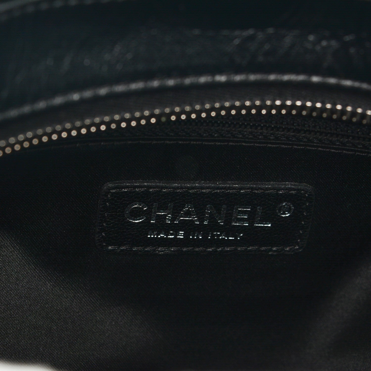 Chanel Glazed Calfskin Large Twisted Tote Black 6 of 8