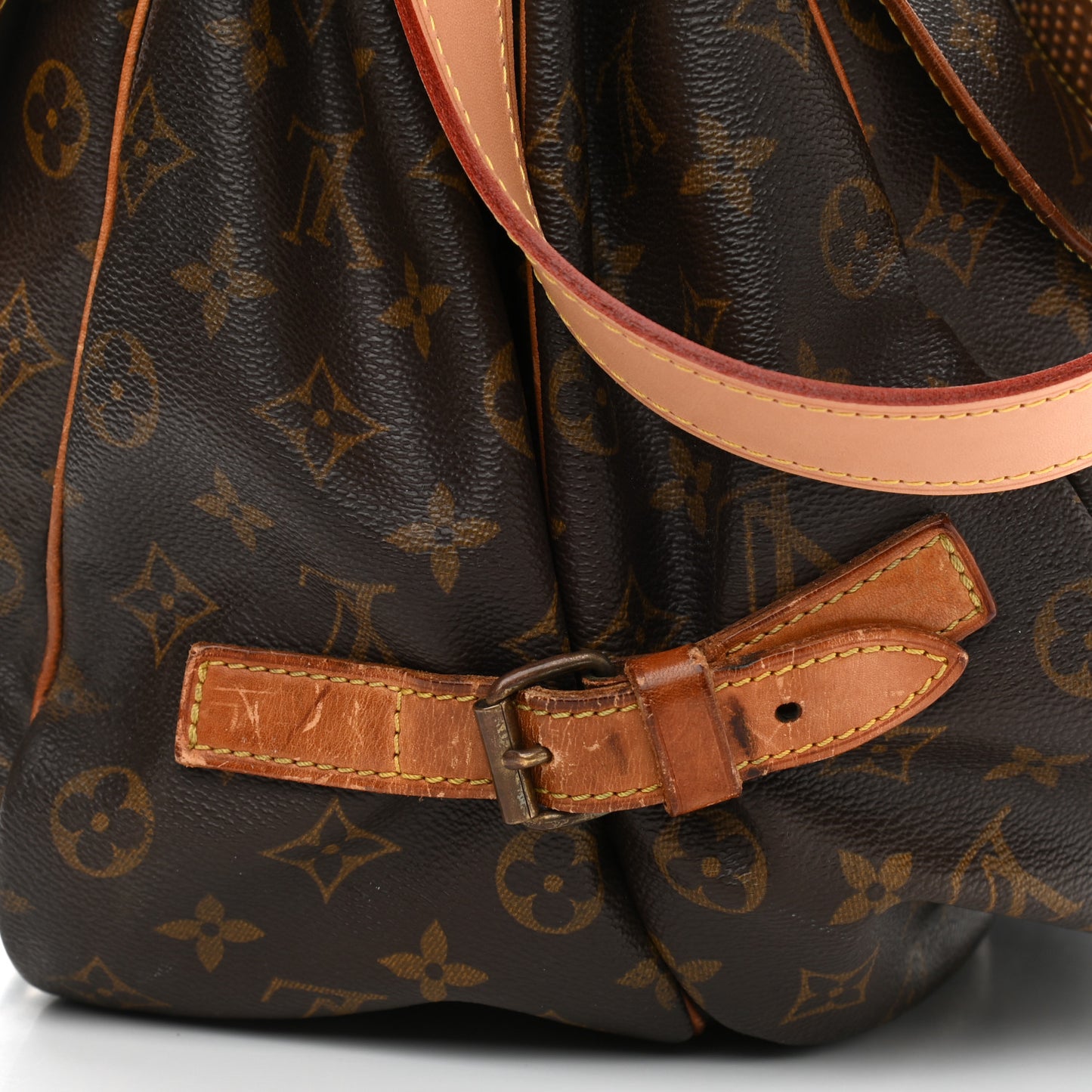 Monogram Saumur 35