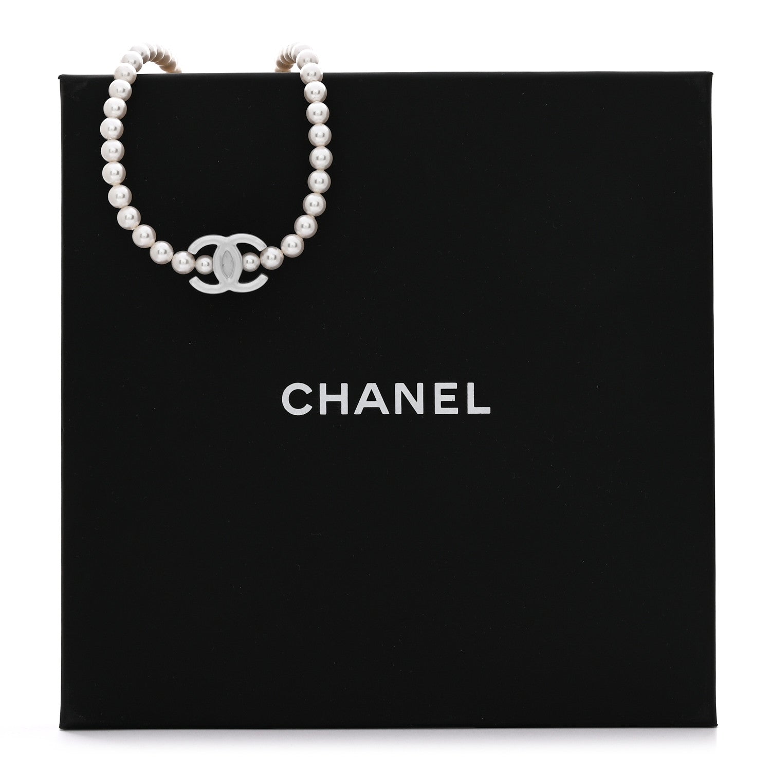 Chanel Pearl Resin CC Choker Necklace Pearly White Silver 7 of 7