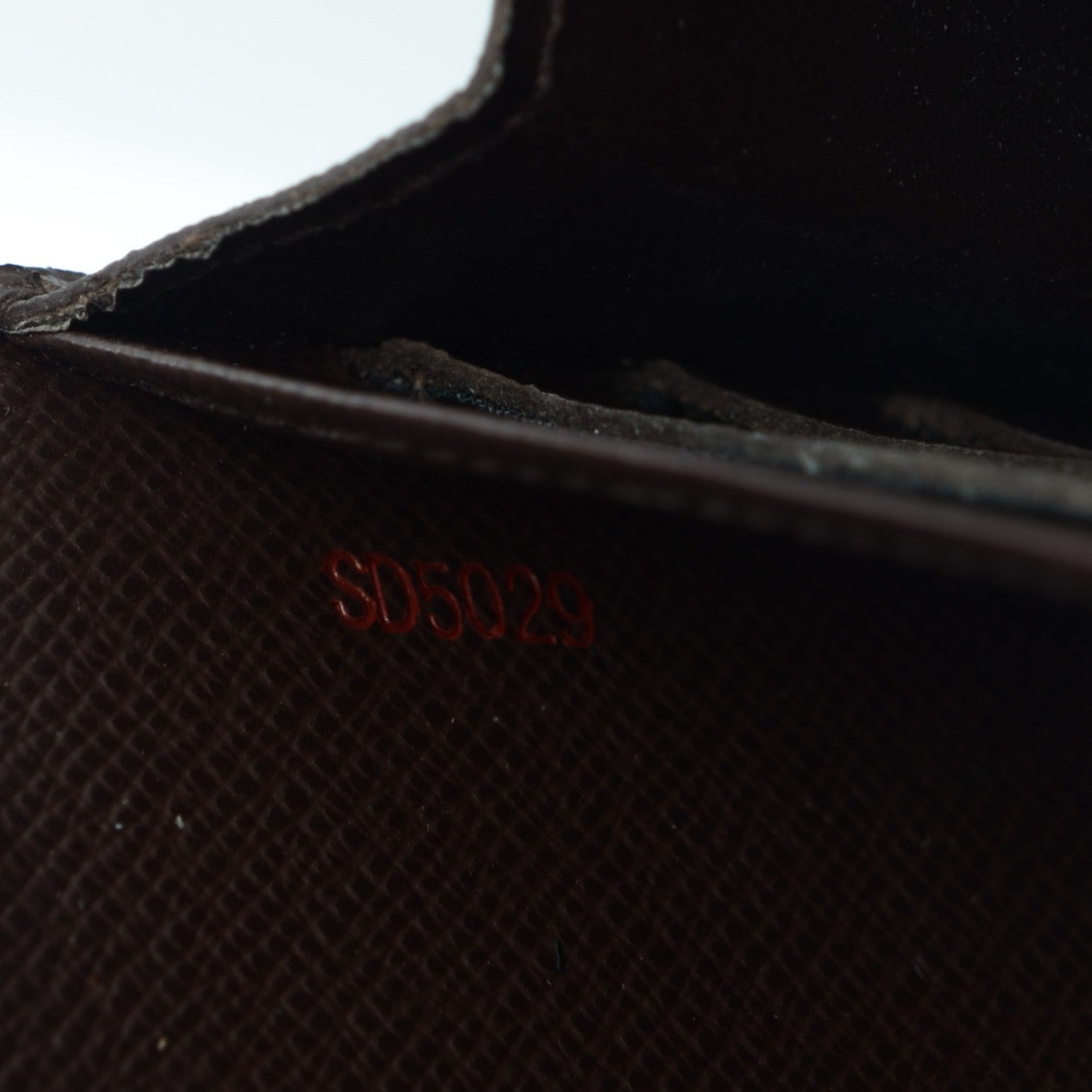 Louis Vuitton Damier Ebene Sarah Wallet 6 of 7