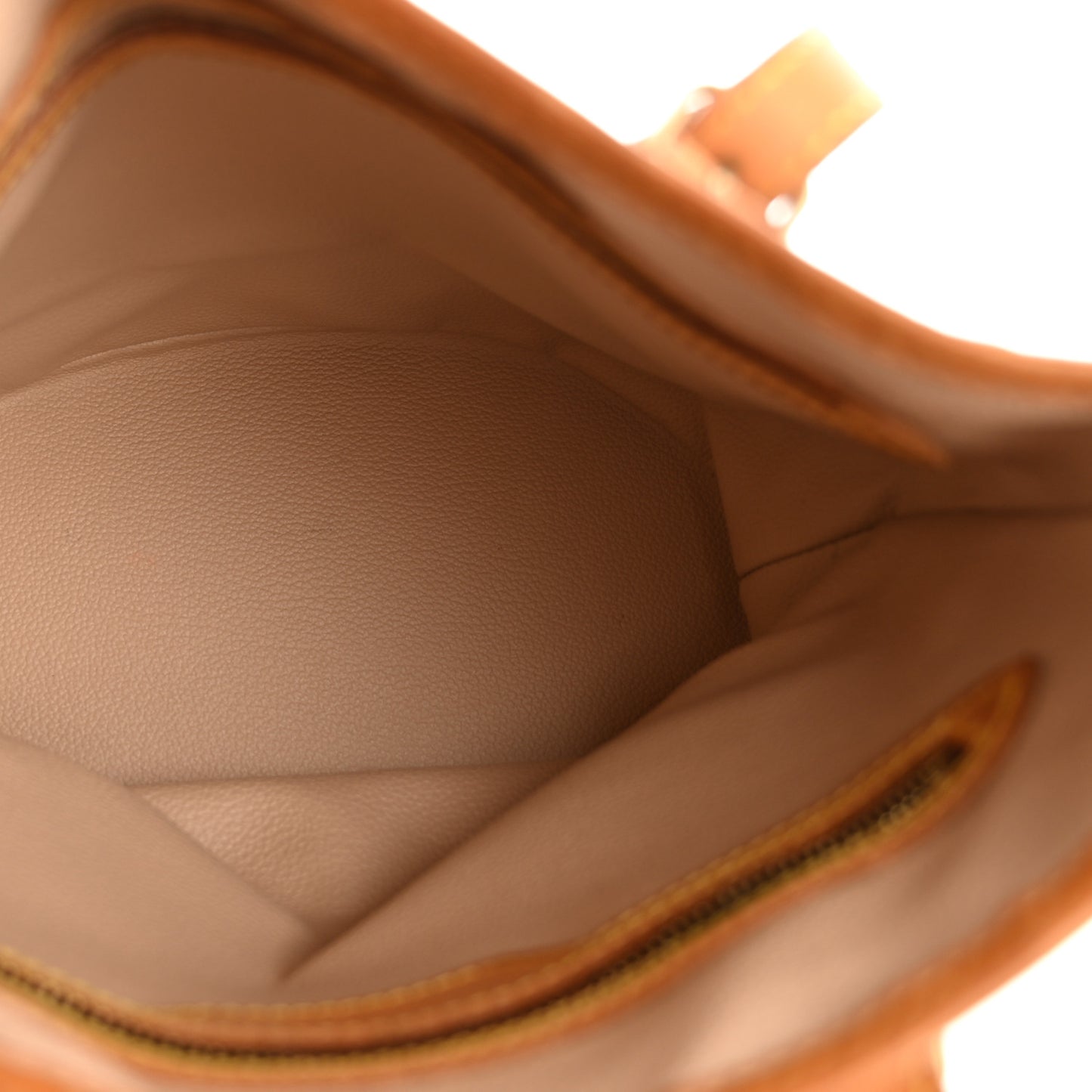 Monogram Petit Bucket 23