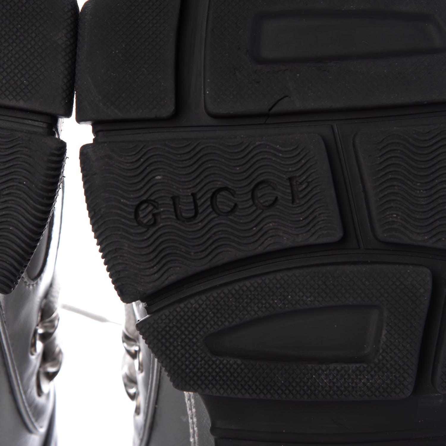 Gucci X SEGA Metallic Calfskin Mesh Womens Flashtrek Sneakers 41 Silver Black 8 of 11