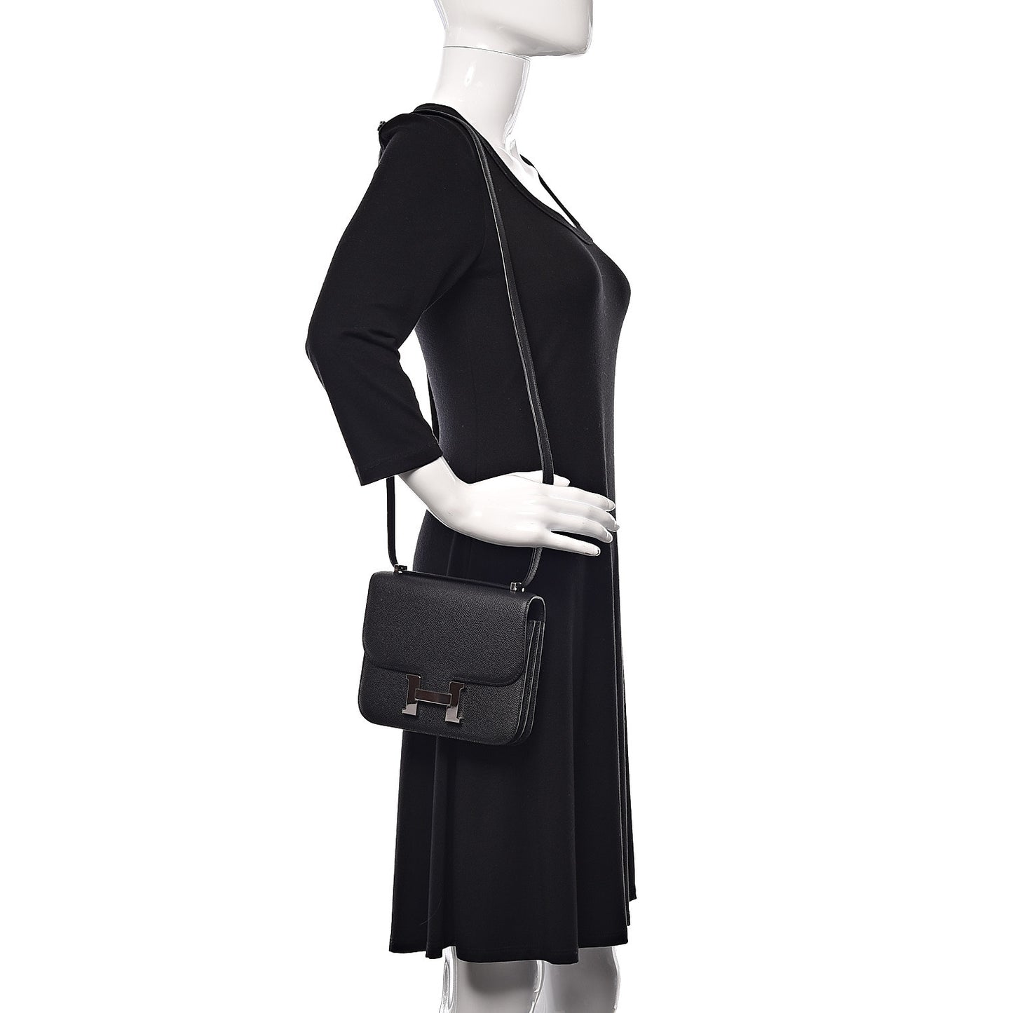Epsom Constance 18 Black