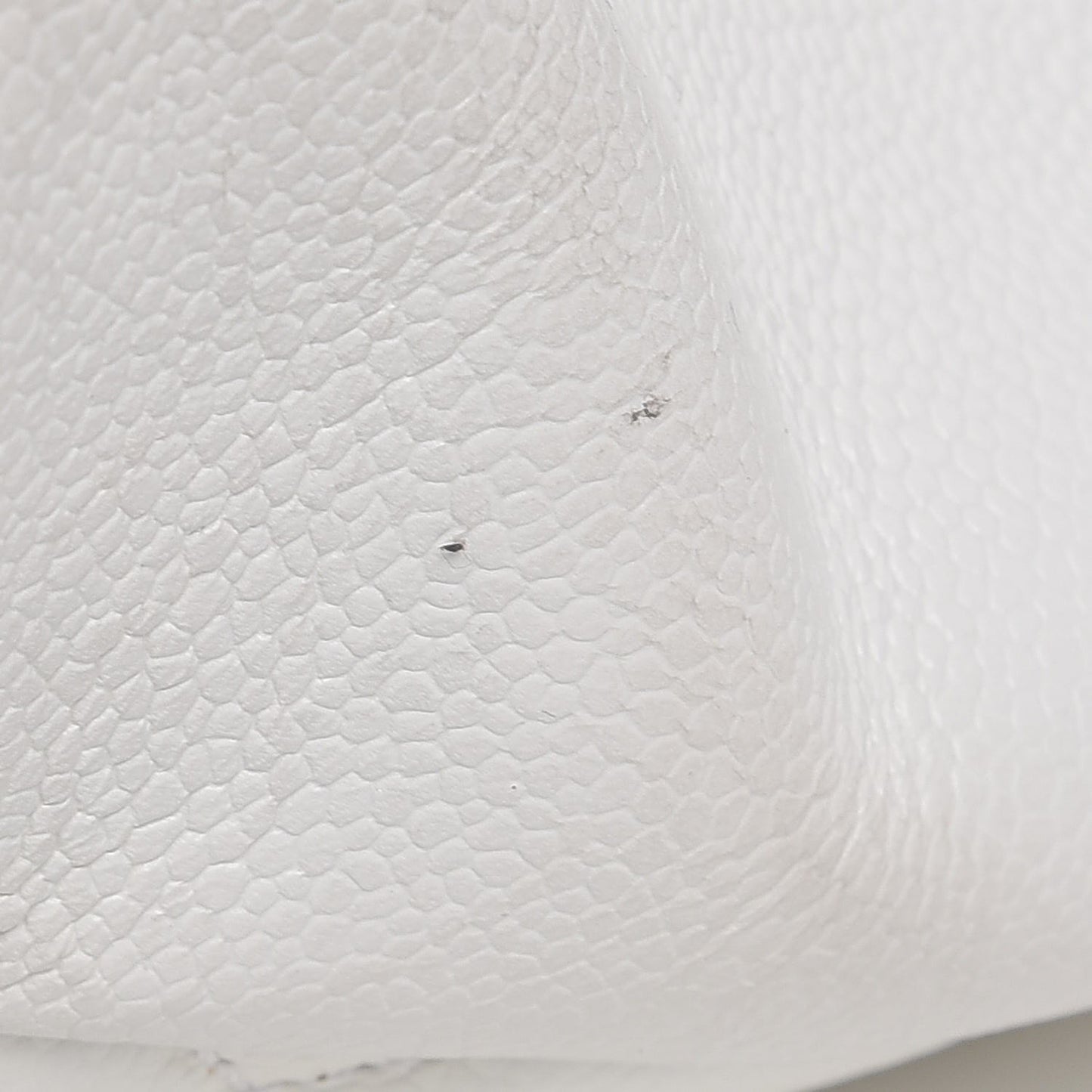 Caviar Quilted Grand Shopping Tote GST White