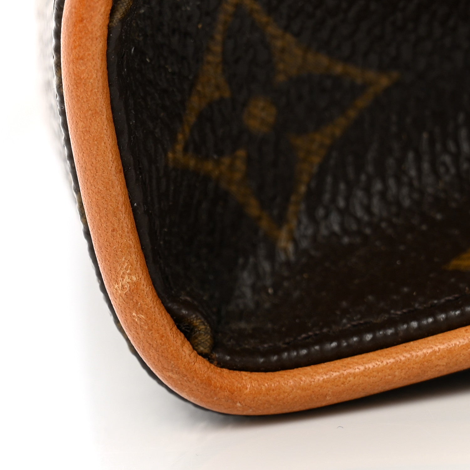 Louis Vuitton Monogram Pochette Florentine XS 13 of 14