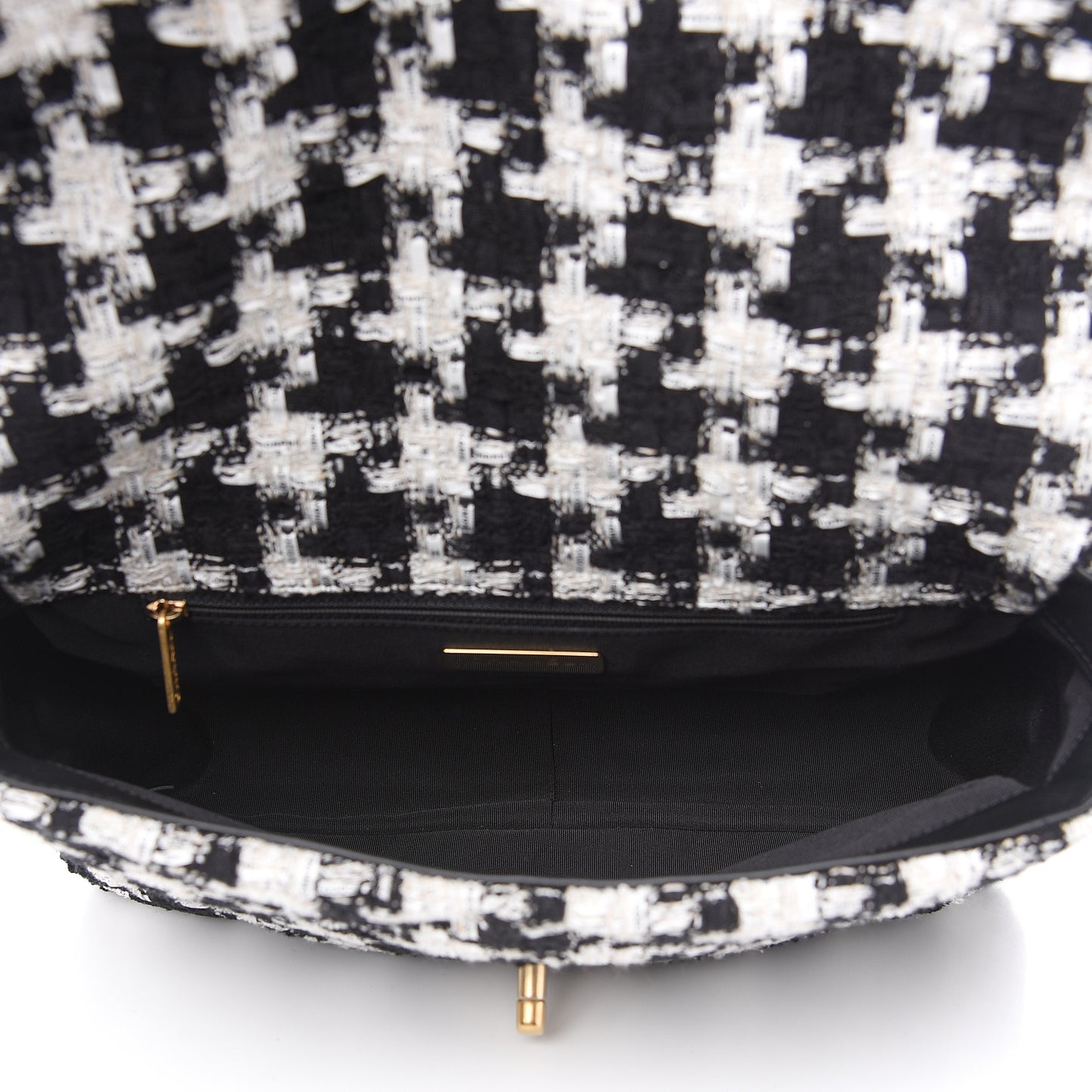 Tweed Quilted Large 19 Flap Black Ecru White