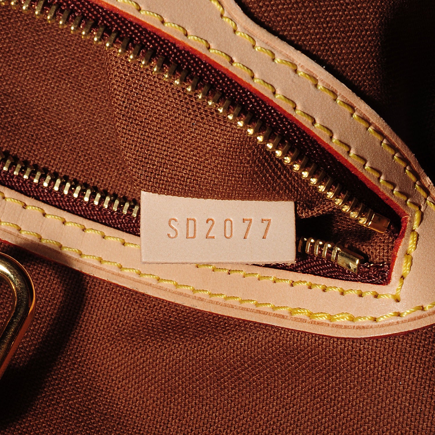 Louis Vuitton Monogram Batignolles Vertical 8 of 8