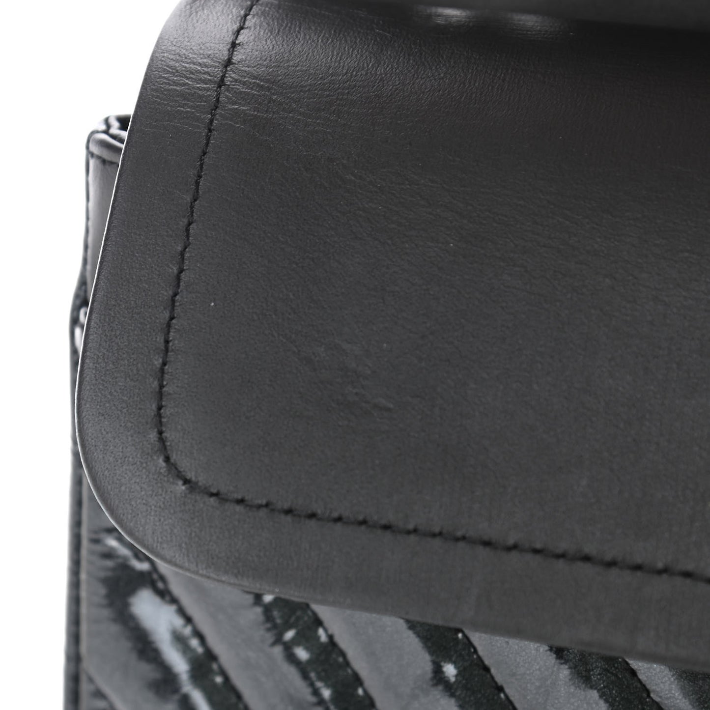 Metallic Patent Crumpled Calfskin Chevron Quilted Medium Double Flap So Black