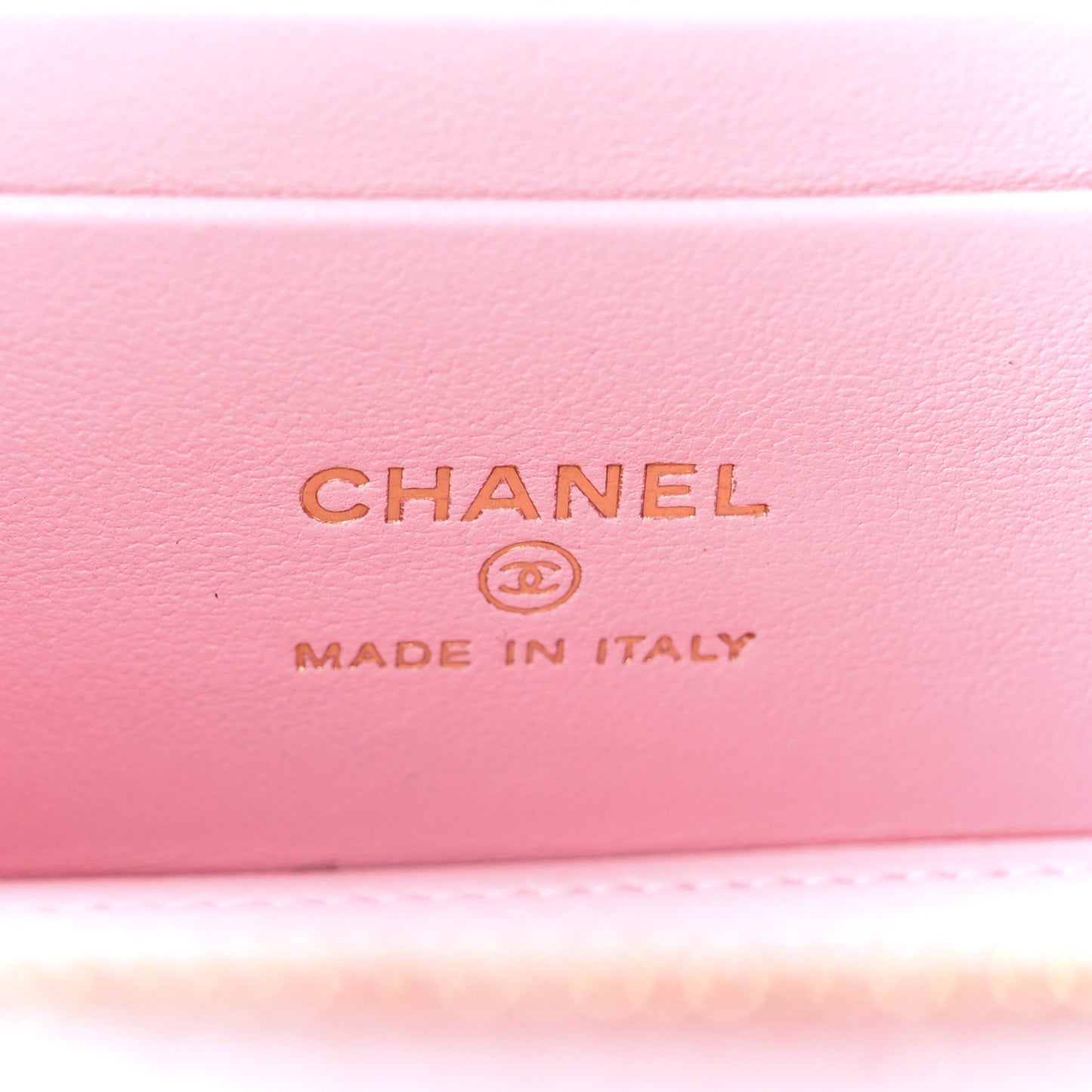 Lambskin Enamel Quilted Small Vanity Case With Chain Pink