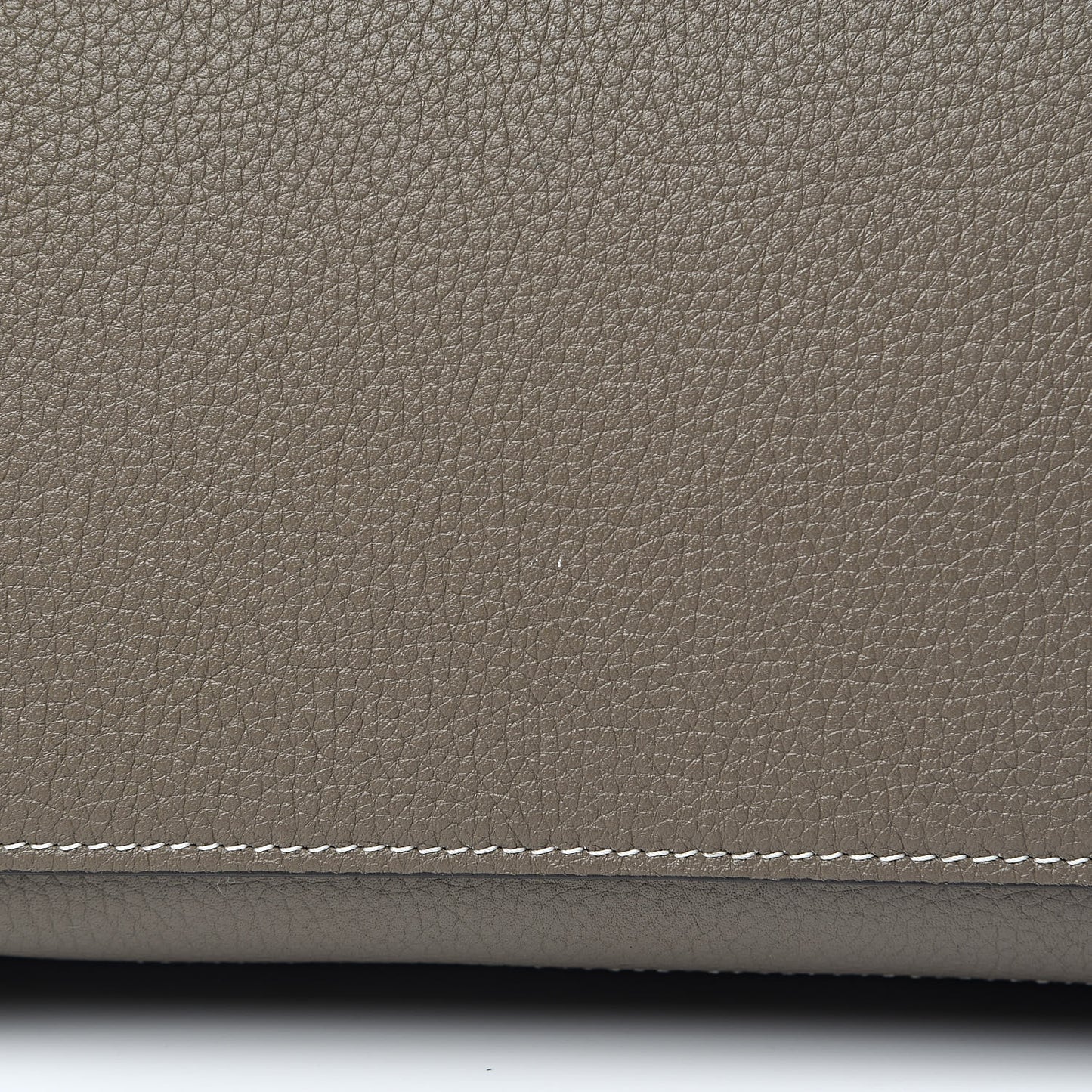 Drummed Calfskin Micro Luggage Souris