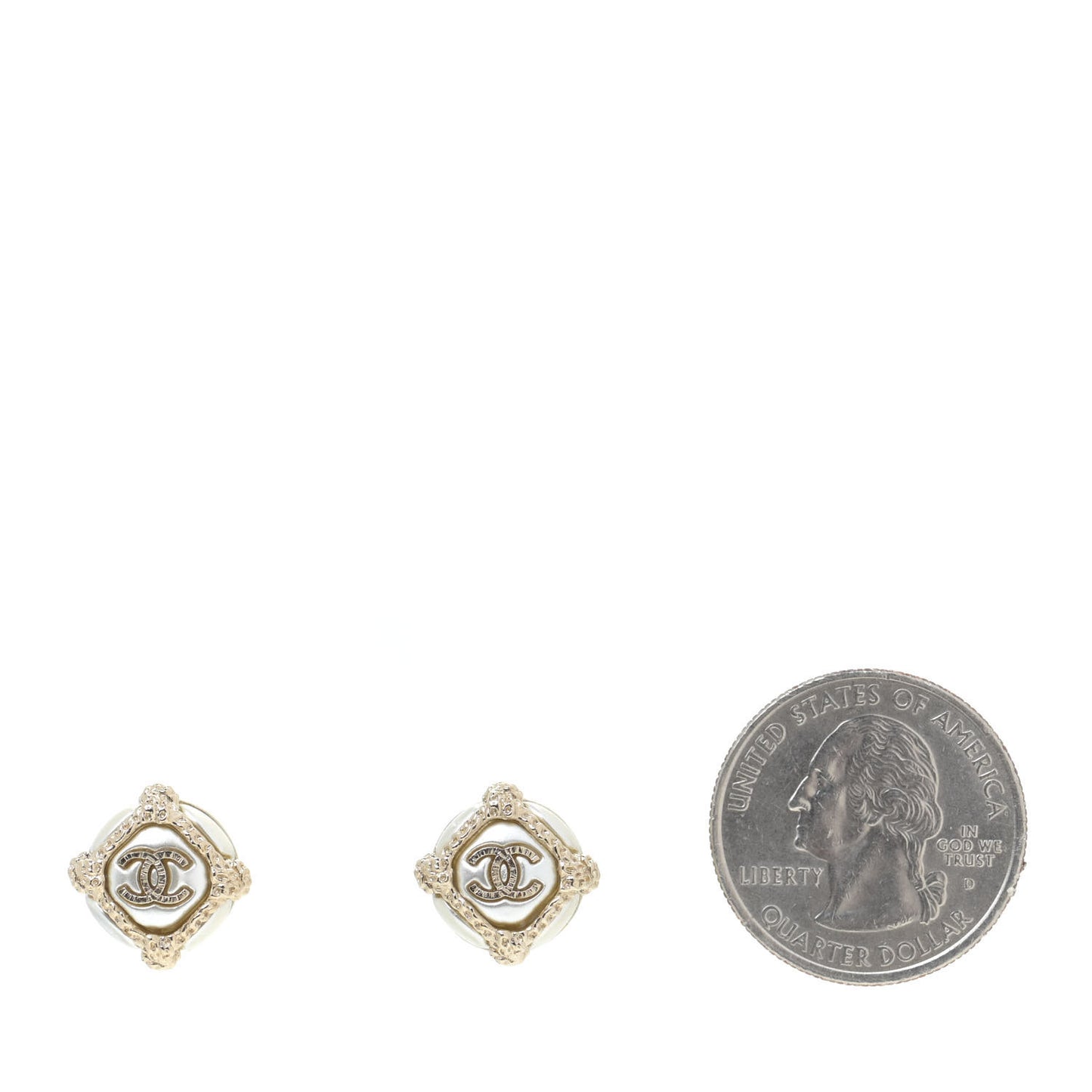 Pearl CC Earrings Gold