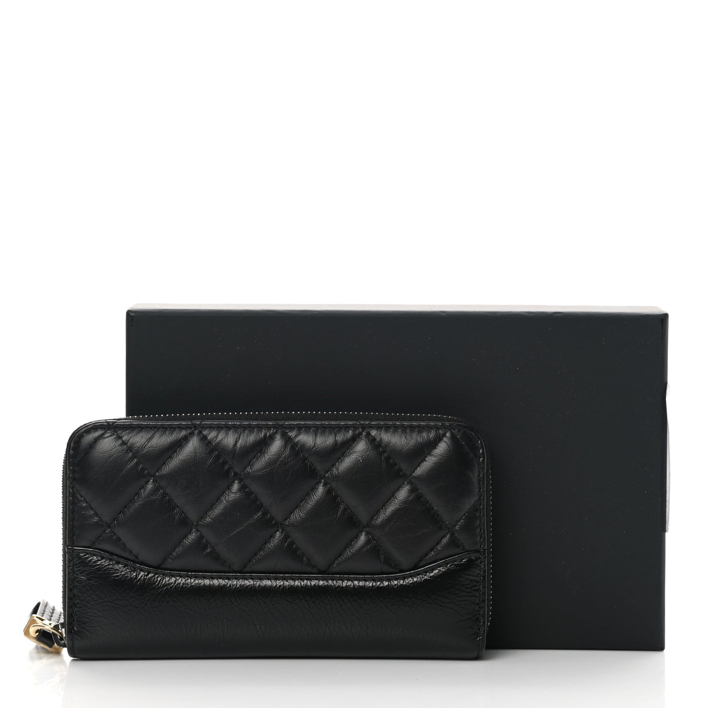 Aged Calfskin Quilted Small Gabrielle Zip Around Wallet Black