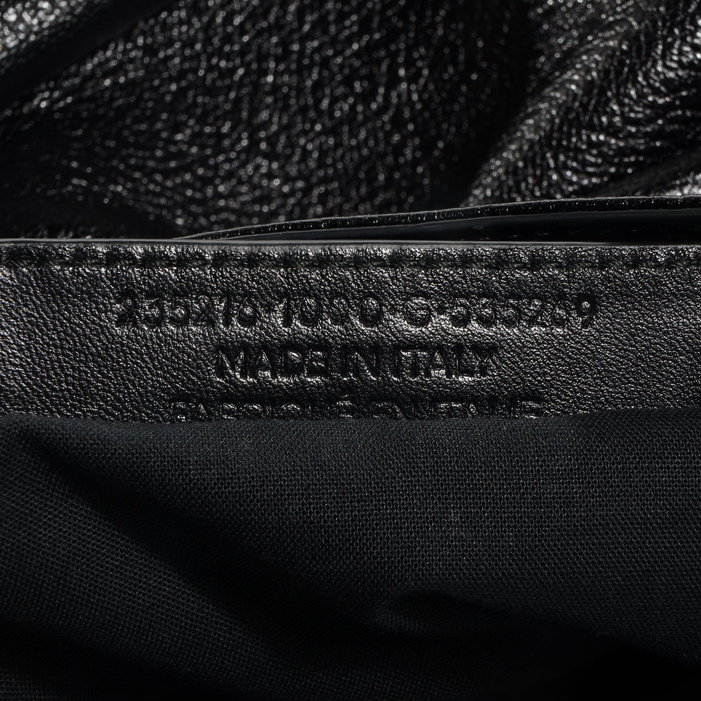 Chevre Metallic Edge Velo Black