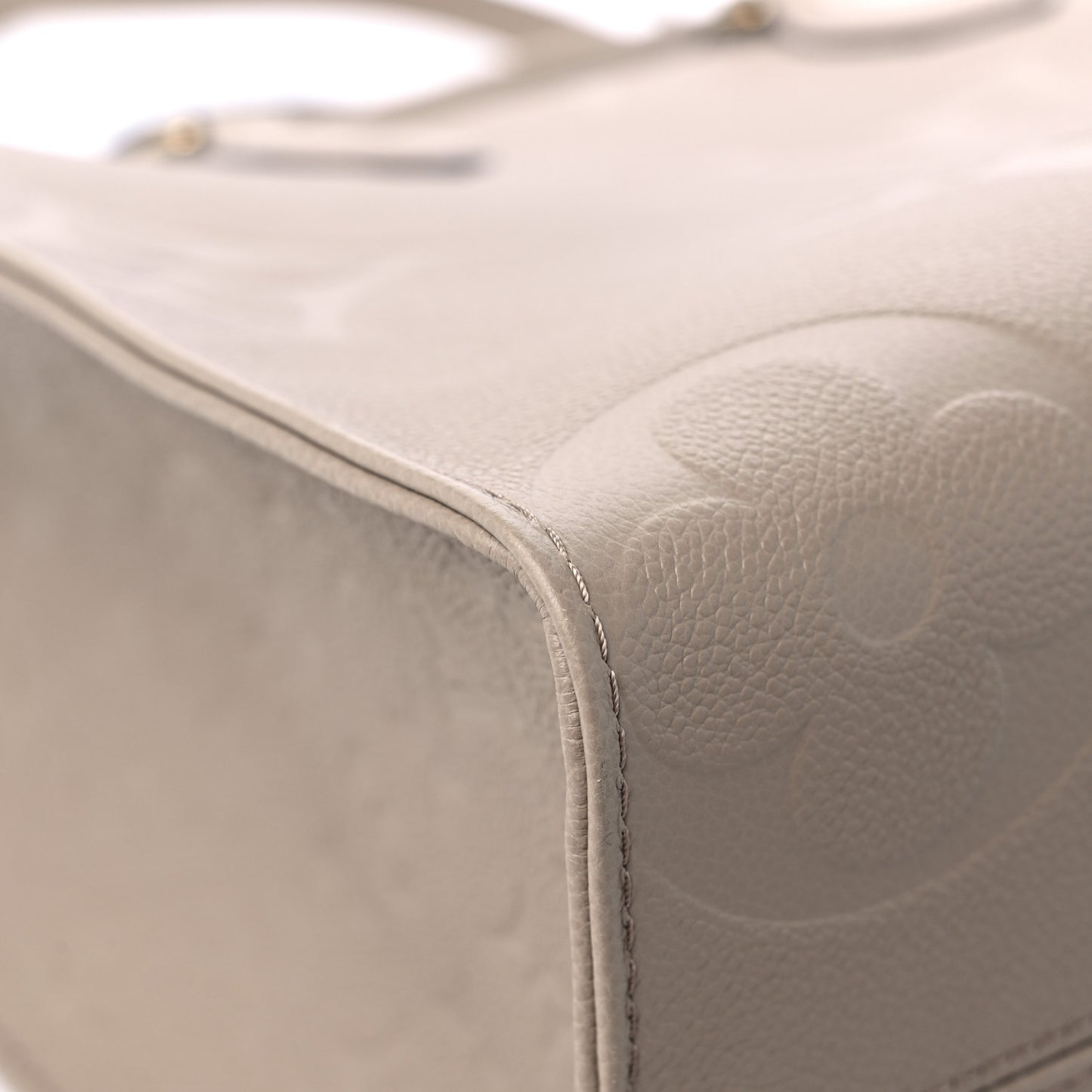 Empreinte Monogram Giant Onthego MM Tourterelle