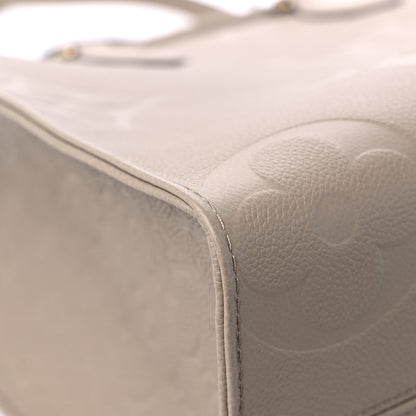 Louis Vuitton Empreinte Monogram Giant Onthego MM Tourterelle 7 of 10