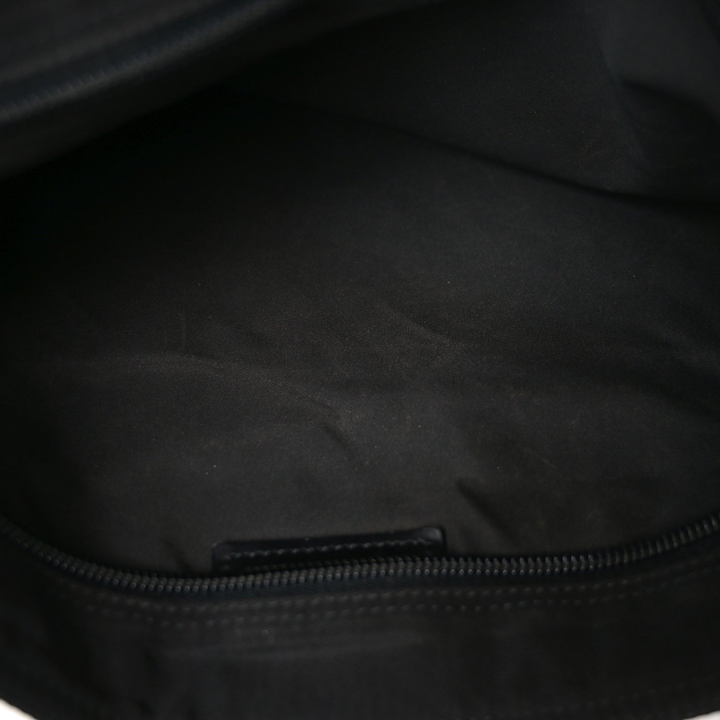 Nylon Flat Messenger Bag Black