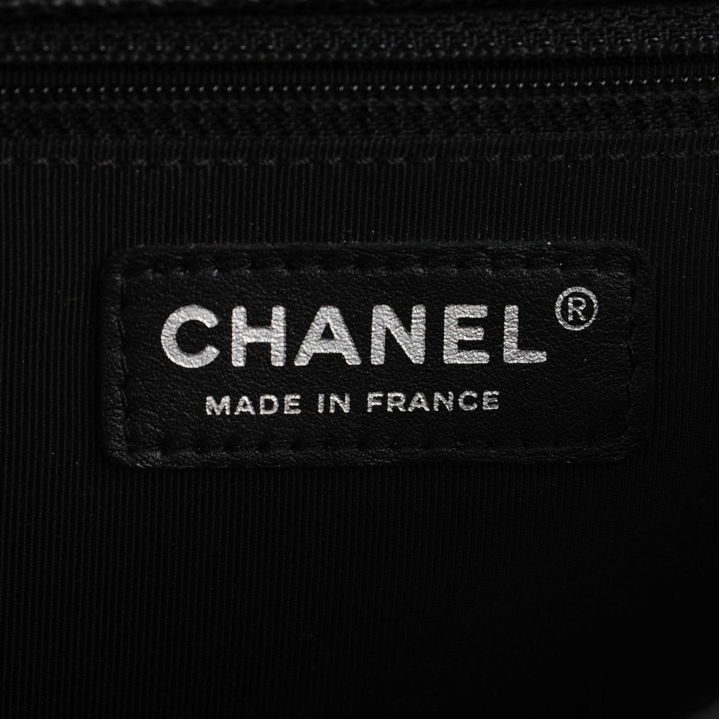 Caviar Quilted New Medium Boy Flap Black