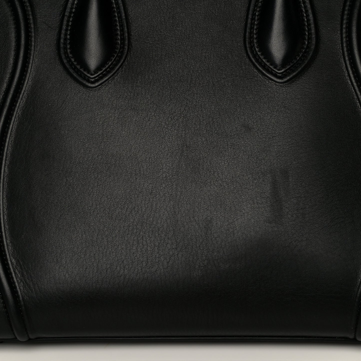 Supple Calfskin Medium Phantom Luggage Black