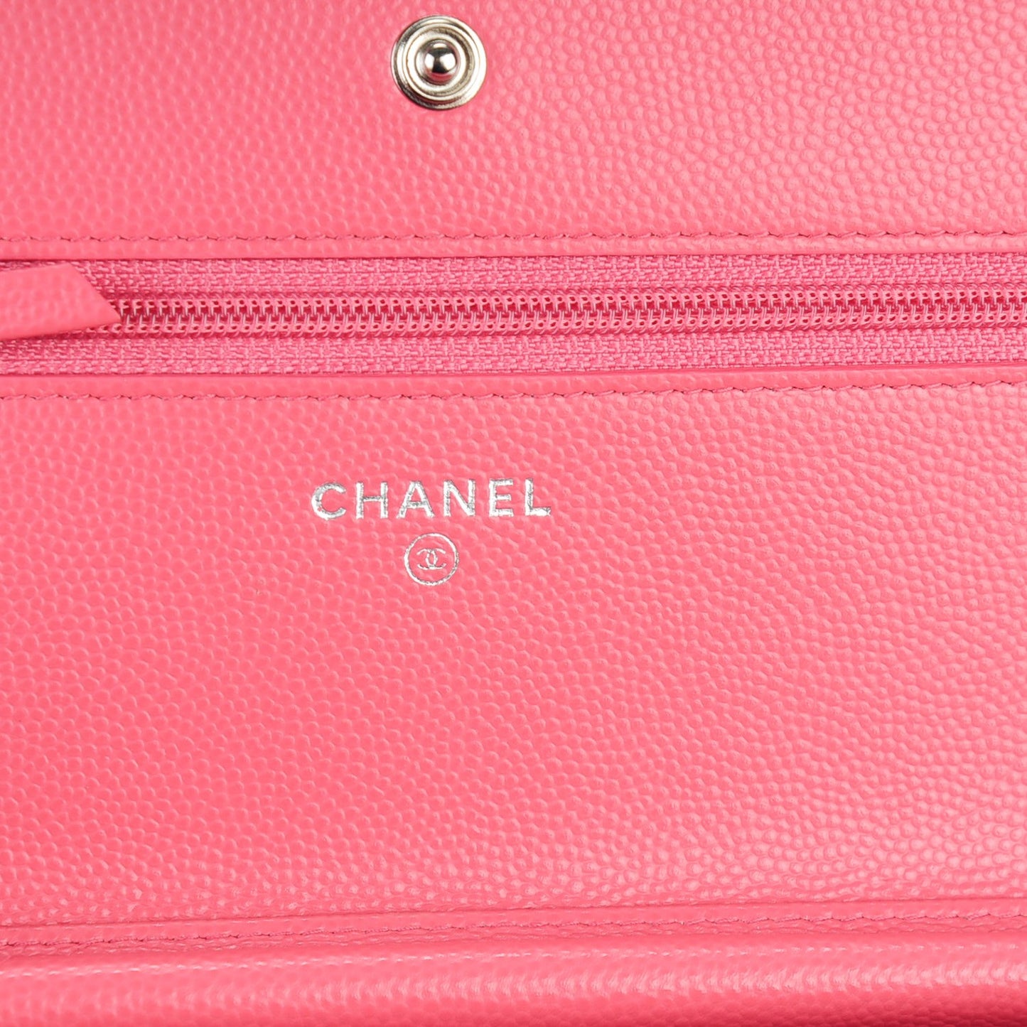 Caviar Chevron Wallet On Chain WOC Pink