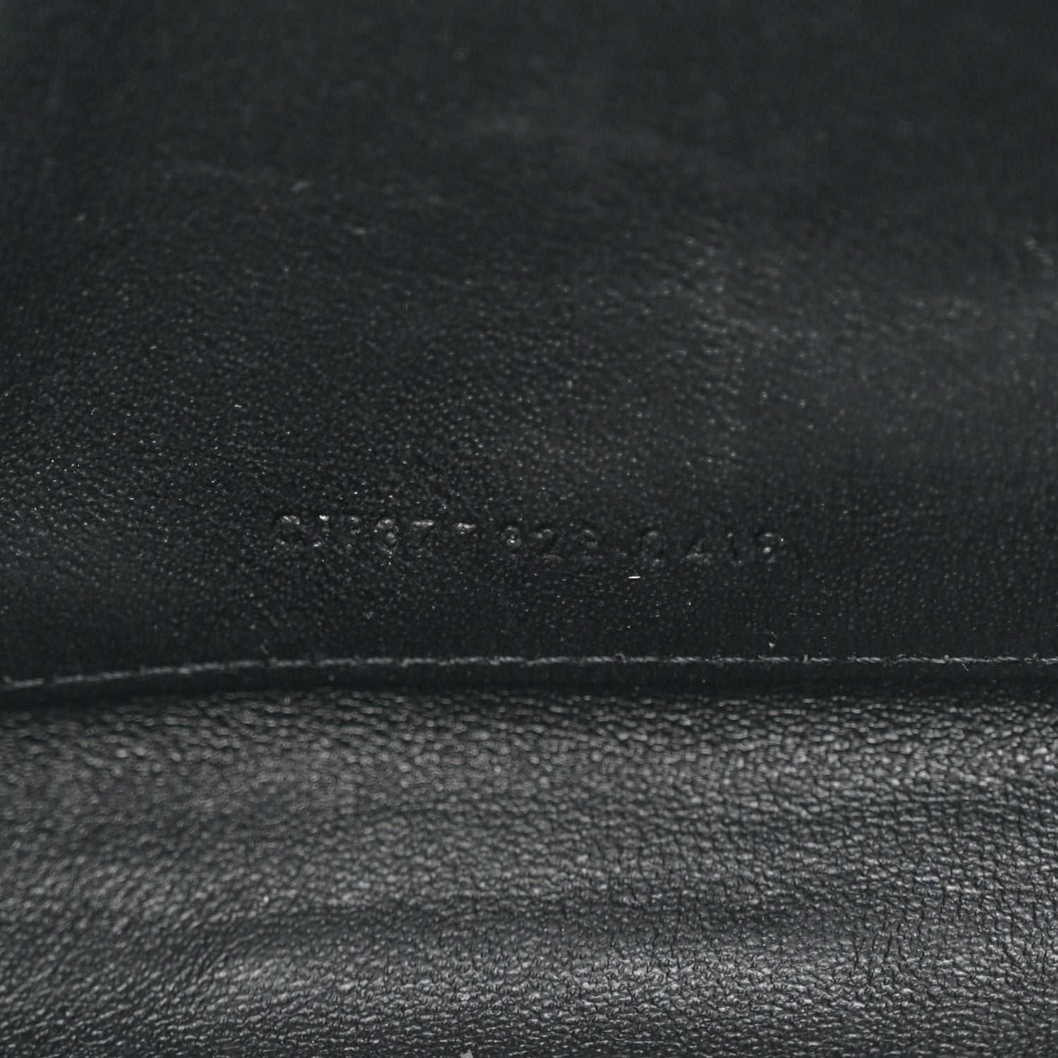 Saint Laurent Grain De Poudre Matelasse Chevron Monogram Chain Wallet Black 7 of 13