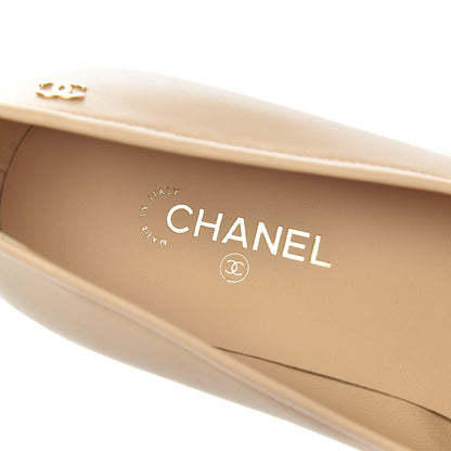 Chanel Lambskin Grosgrain Pearl Cap Toe CC Pumps 37 Beige Black 6 of 10