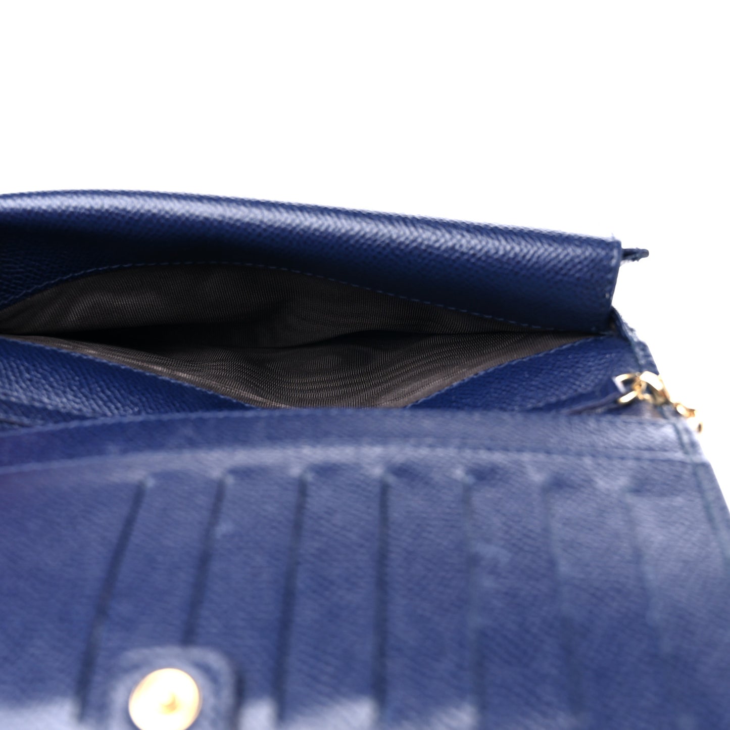 Vera Bow Wallet On Chain Blue