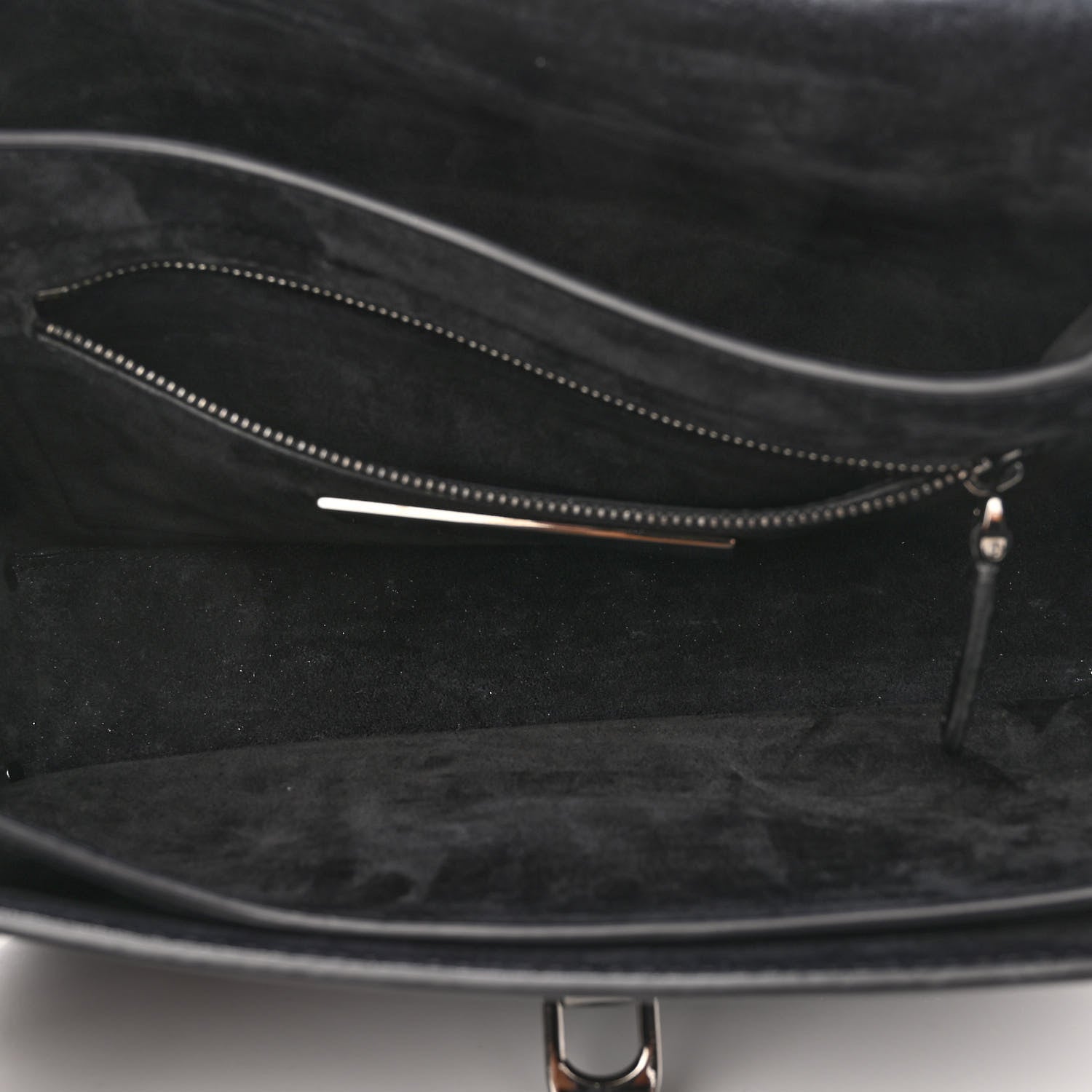 Valentino Garavani Pebbled Calfskin Onyx Medium Rockstud Rolling Flap Saddle Bag Black 5 of 10