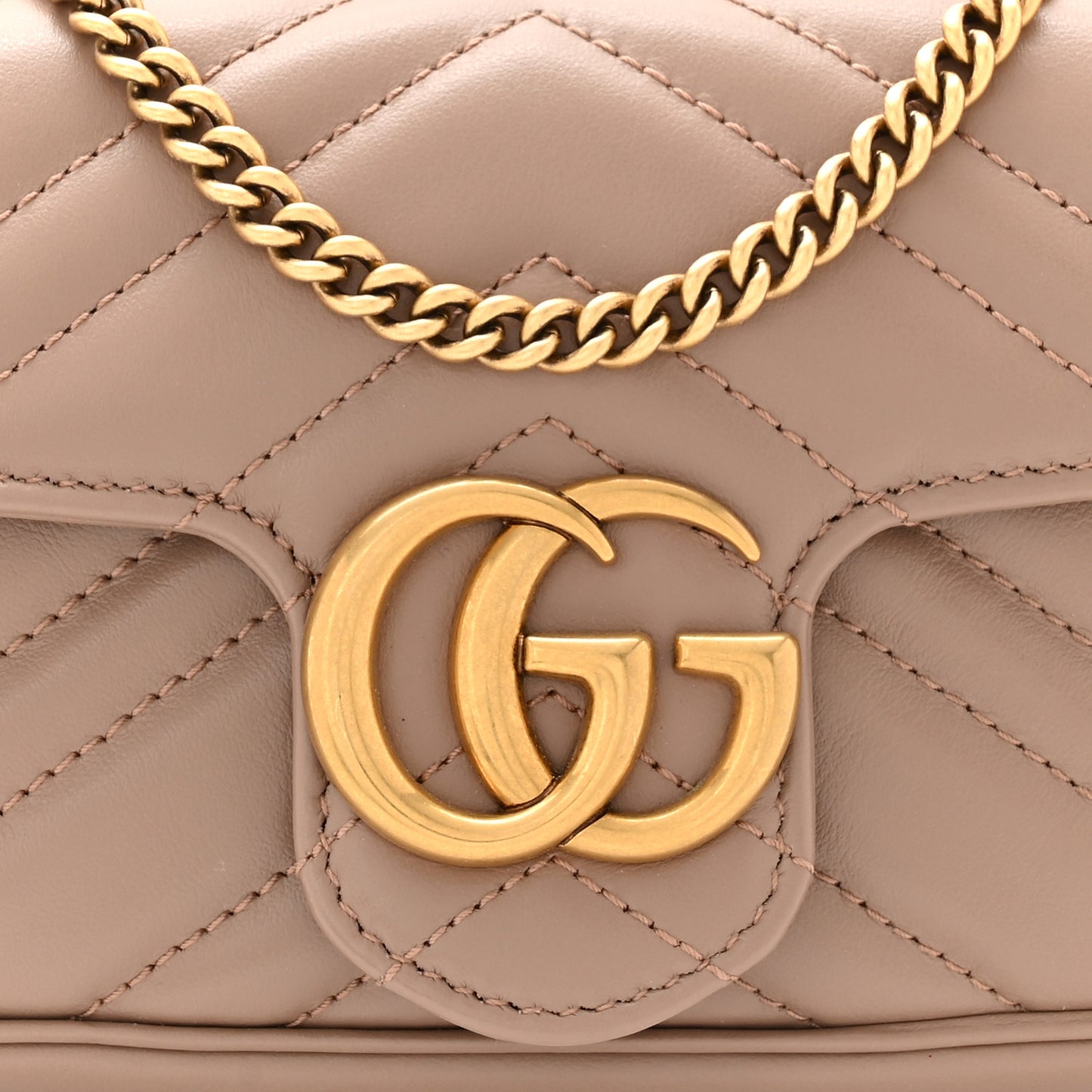 Calfskin Matelasse Super Mini GG Marmont Shoulder Bag Porcelain Rose