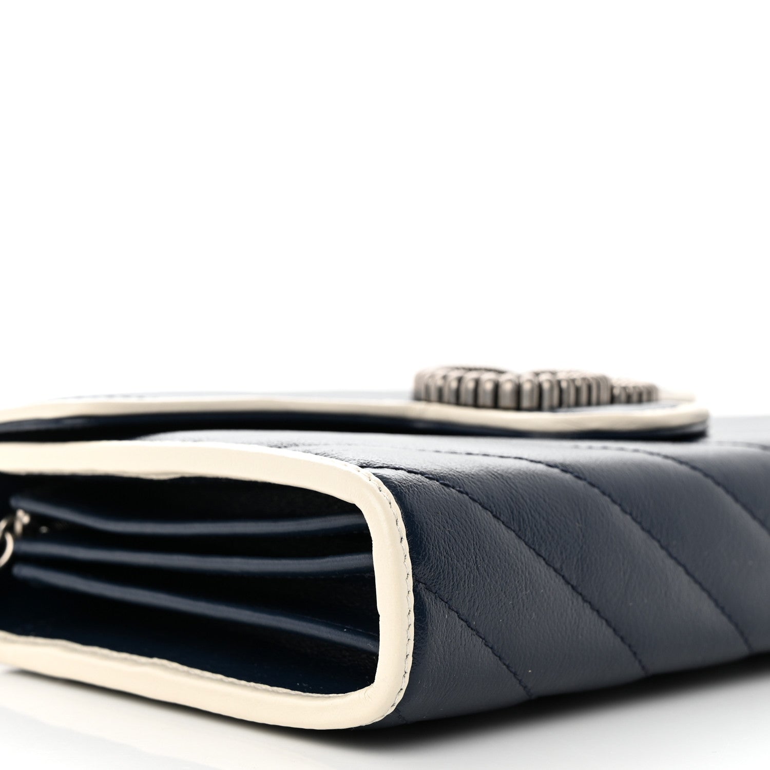 Gucci Vintage Effect Calfskin Matelasse Diagonal Torchon GG Marmont Chain Wallet Blue Agata Mystic White 7 of 10