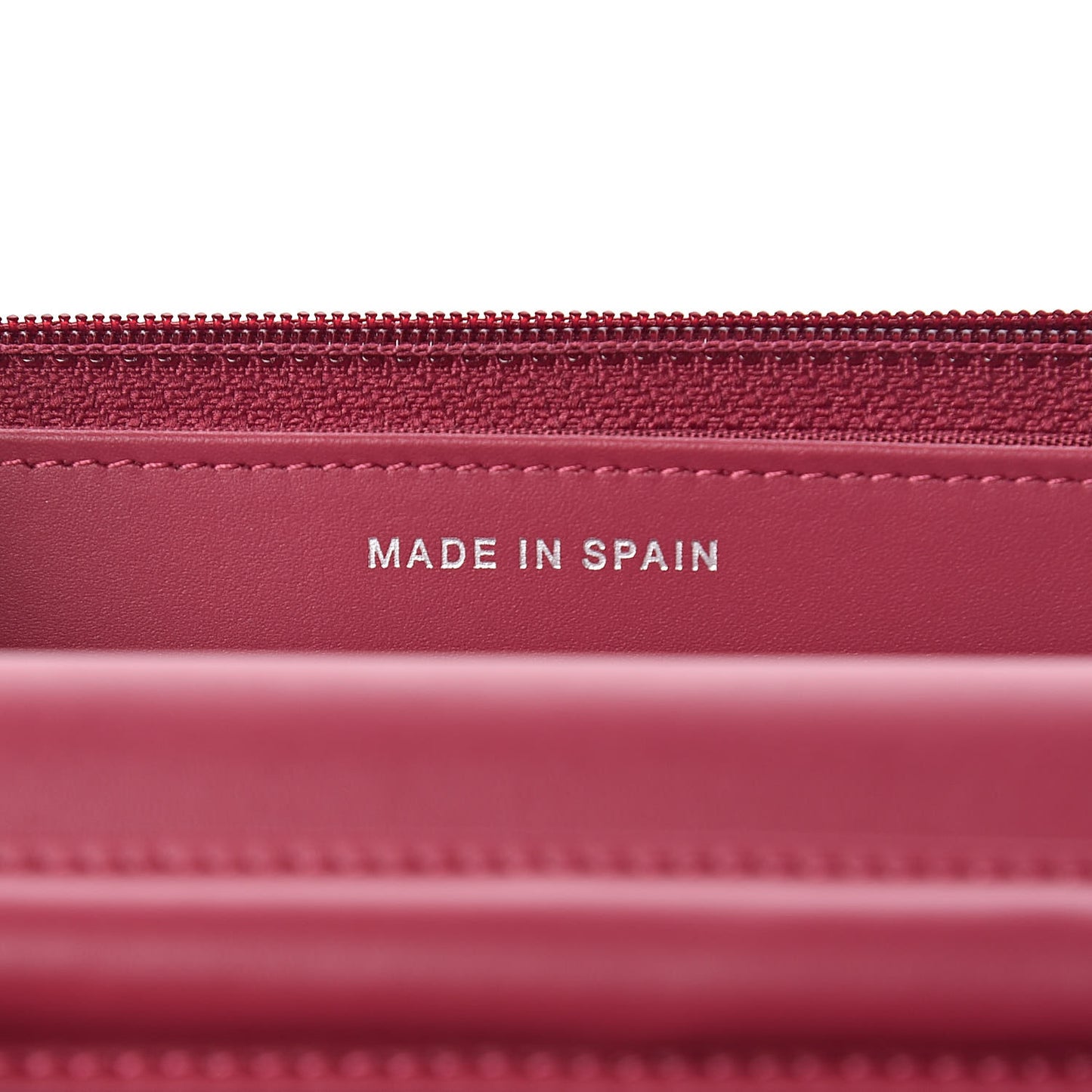 Patent Quilted Brilliant Wallet On Chain WOC Dark Pink
