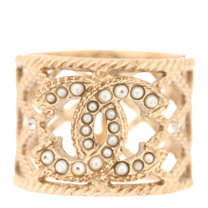 Chanel Pearl Chain CC Ring 56 7.5 Gold 1 of 4