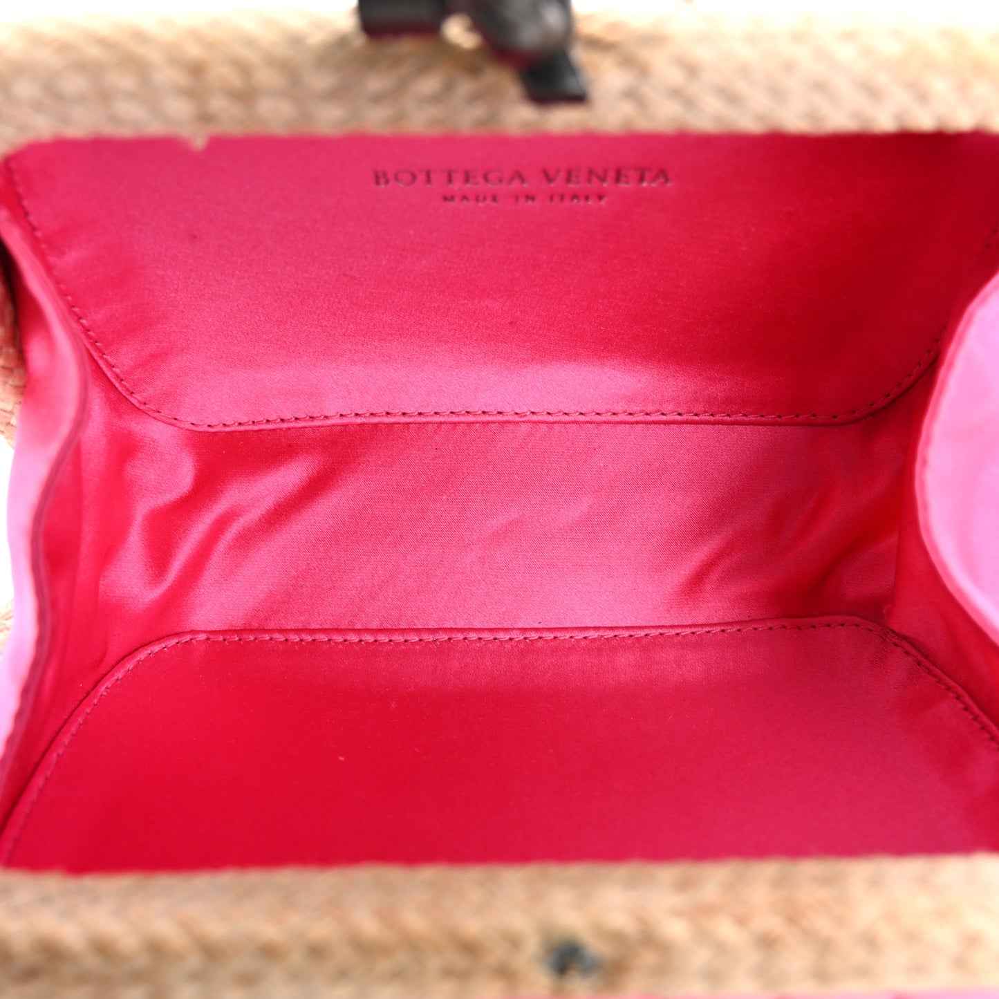 Satin Intreccio Impero Knot Clutch Clutch Rosa Shock